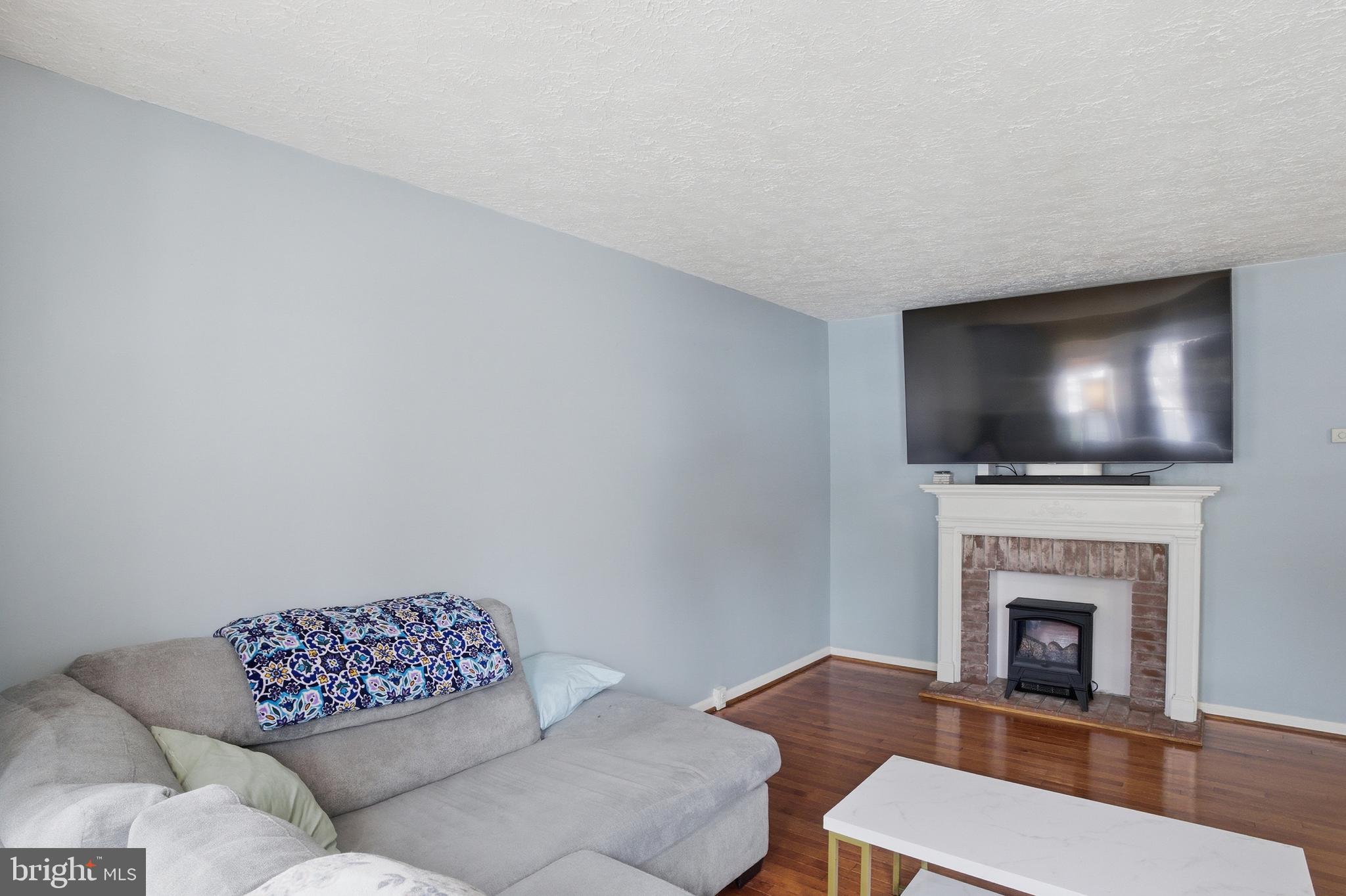 BALLENGER CREEK MEADOWS - Residential