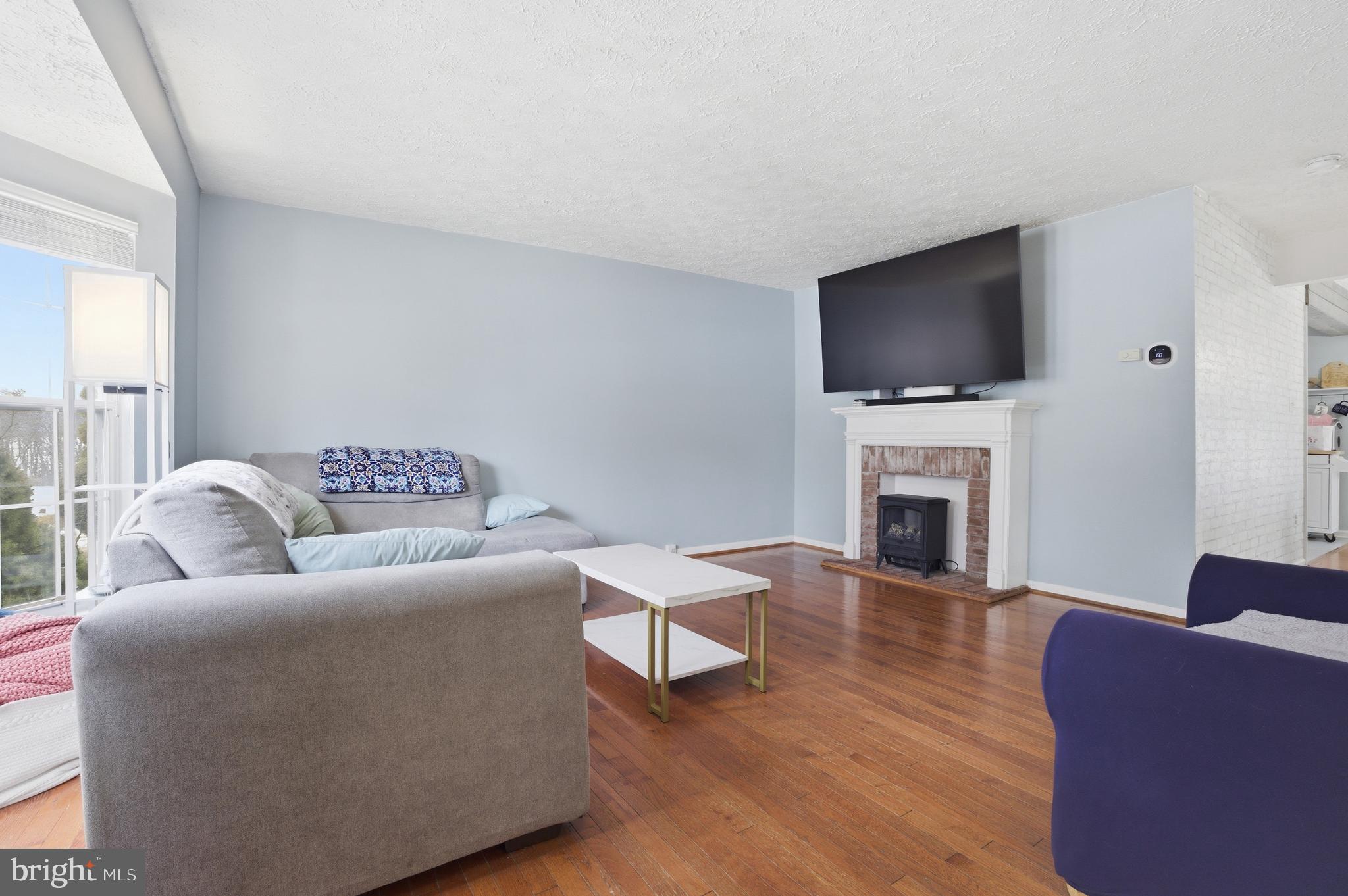 BALLENGER CREEK MEADOWS - Residential