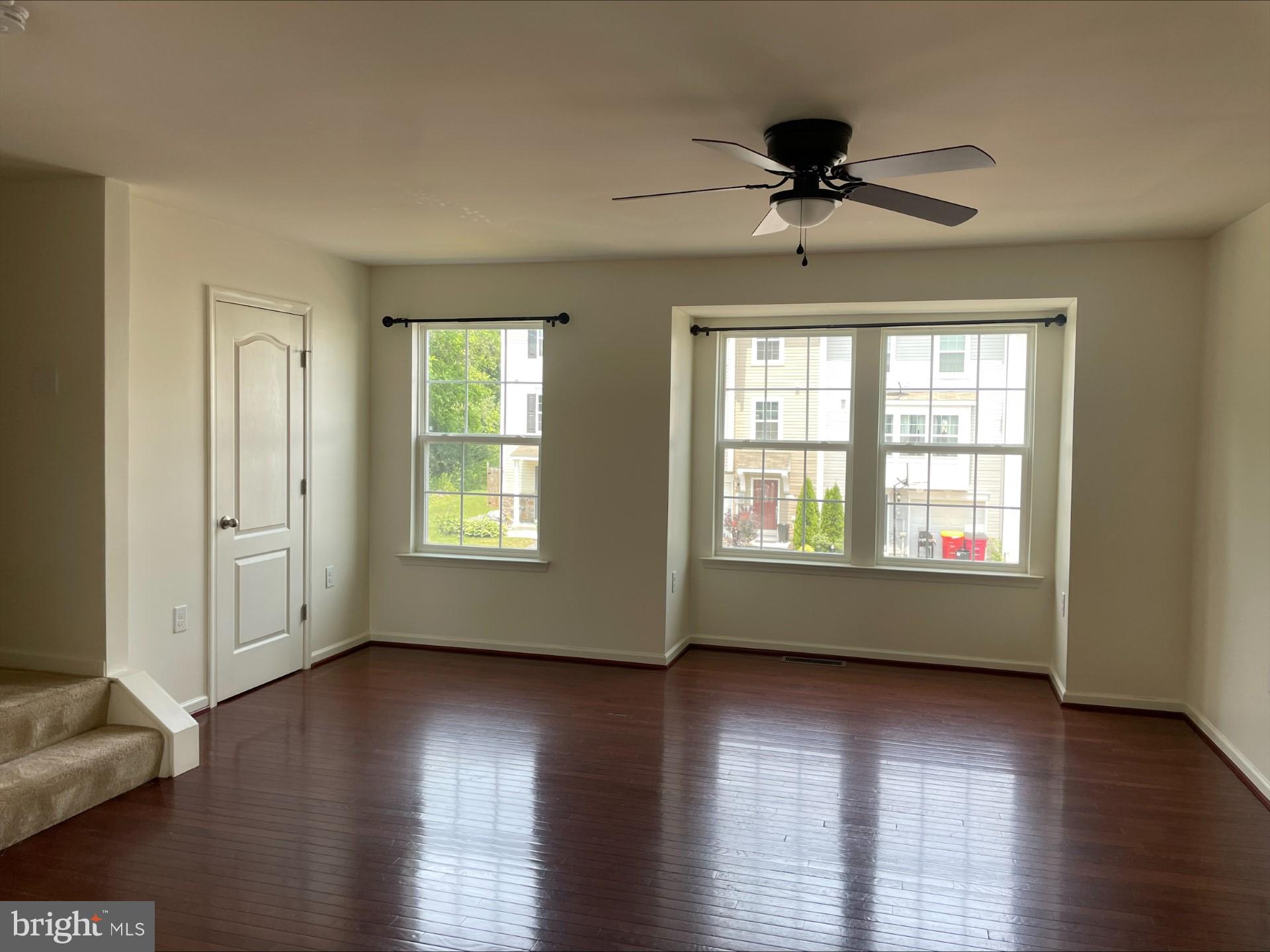 STONEBROOK VILLAGE - Residential Lease