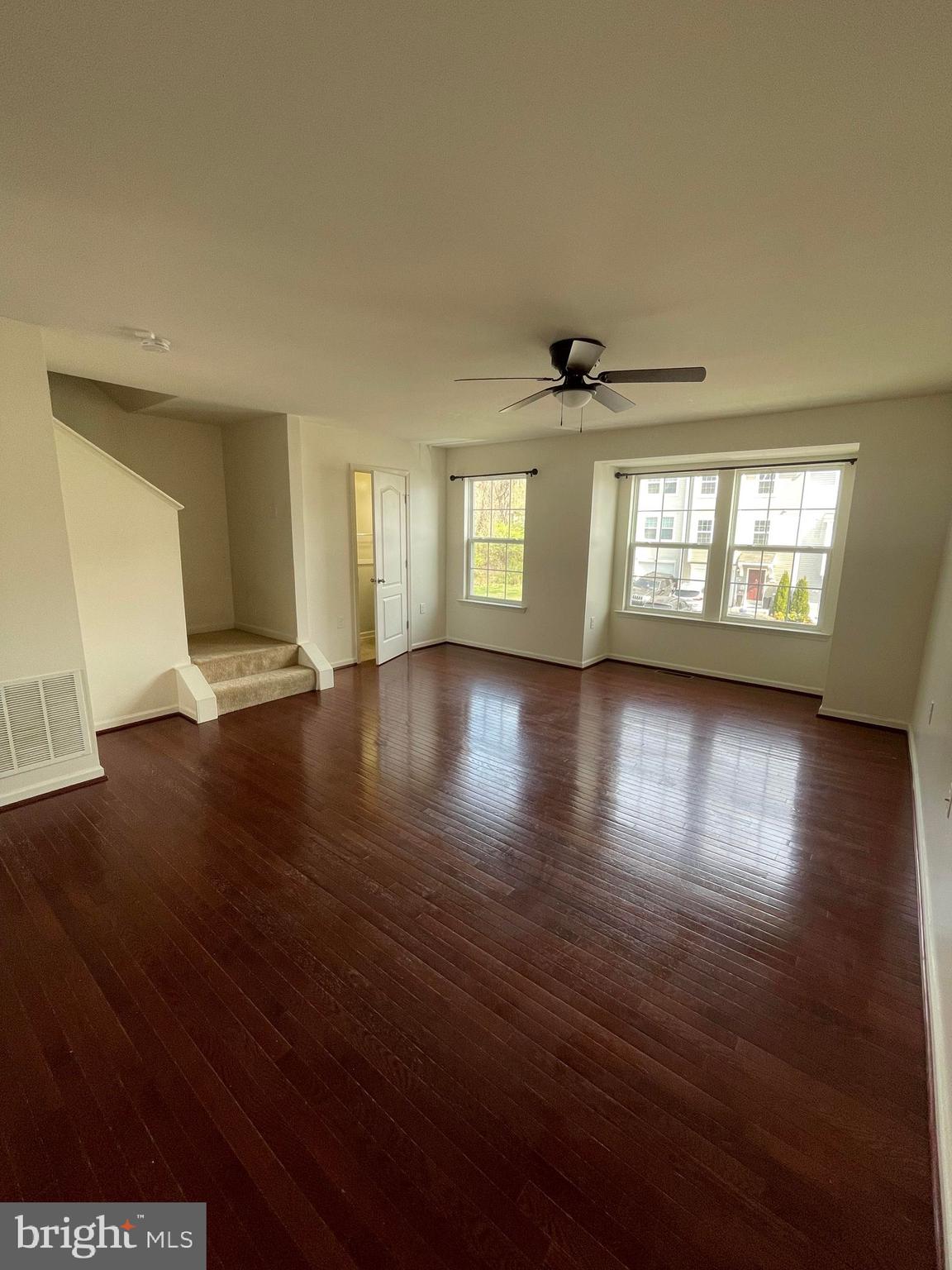 STONEBROOK VILLAGE - Residential Lease