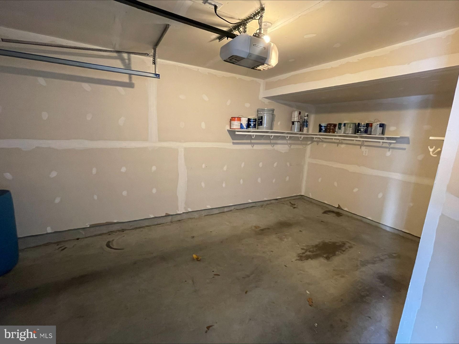 STONEBROOK VILLAGE - Residential Lease