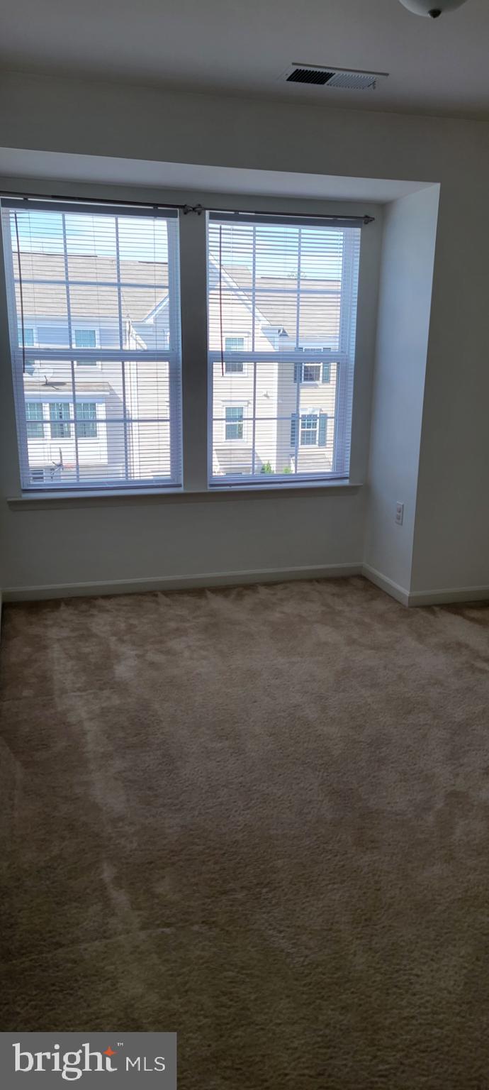 STONEBROOK VILLAGE - Residential Lease