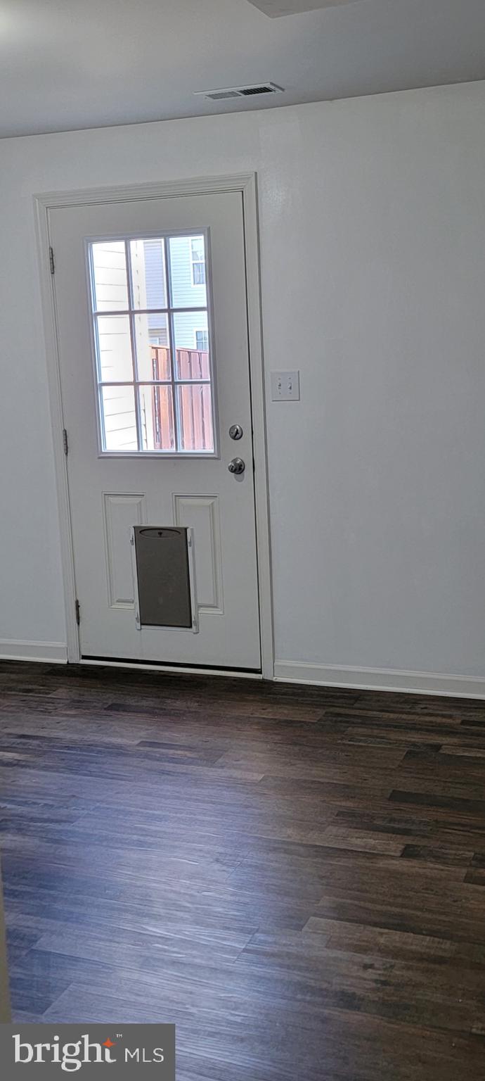 STONEBROOK VILLAGE - Residential Lease