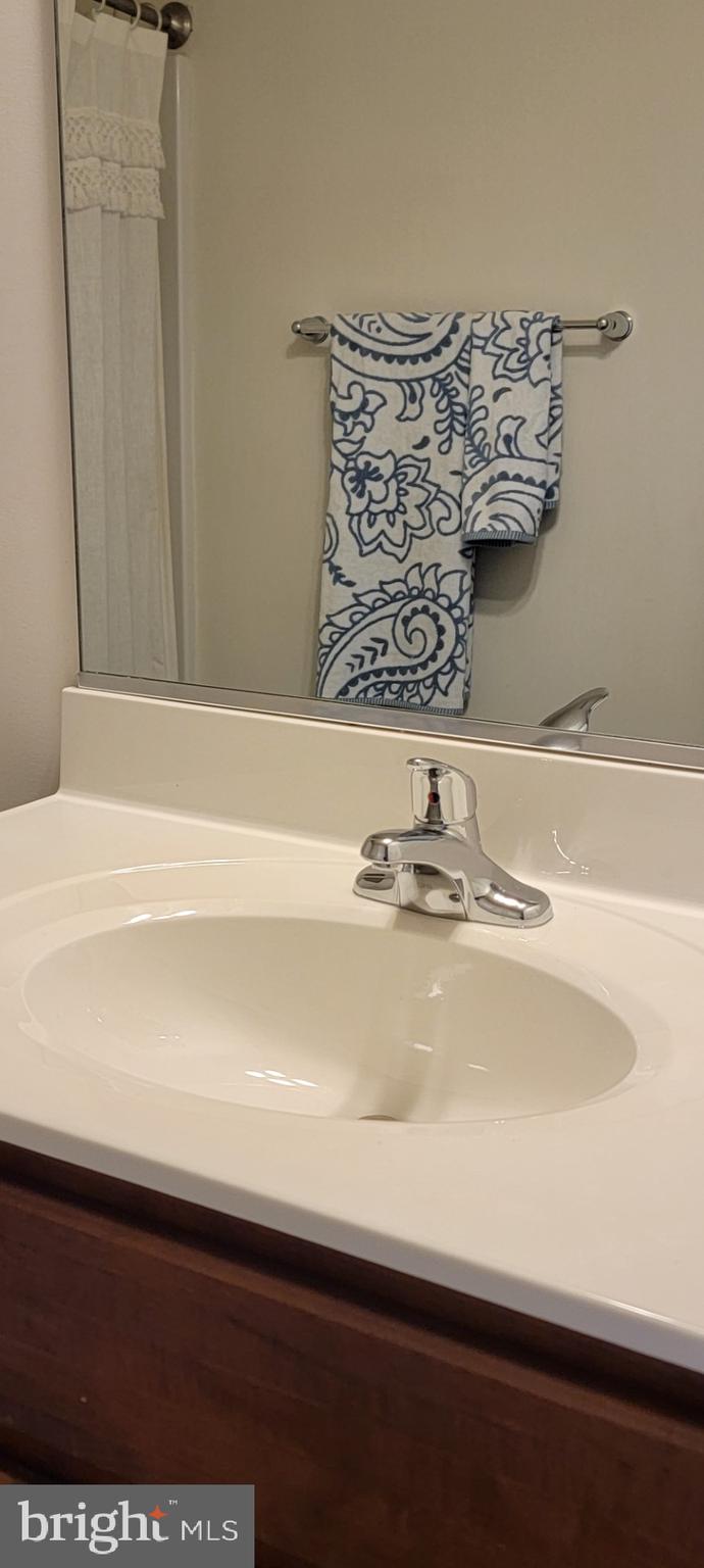 STONEBROOK VILLAGE - Residential Lease