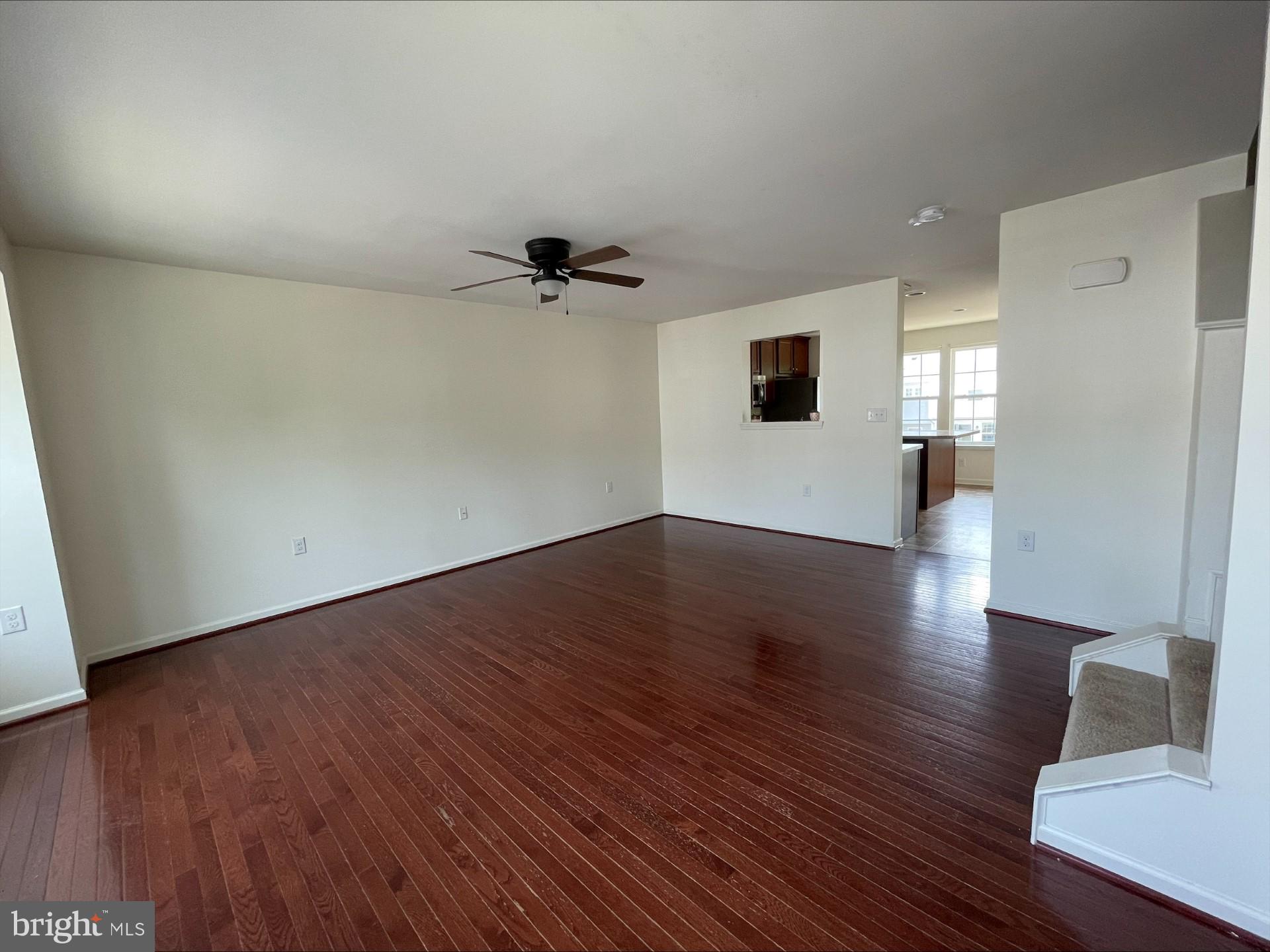 STONEBROOK VILLAGE - Residential Lease