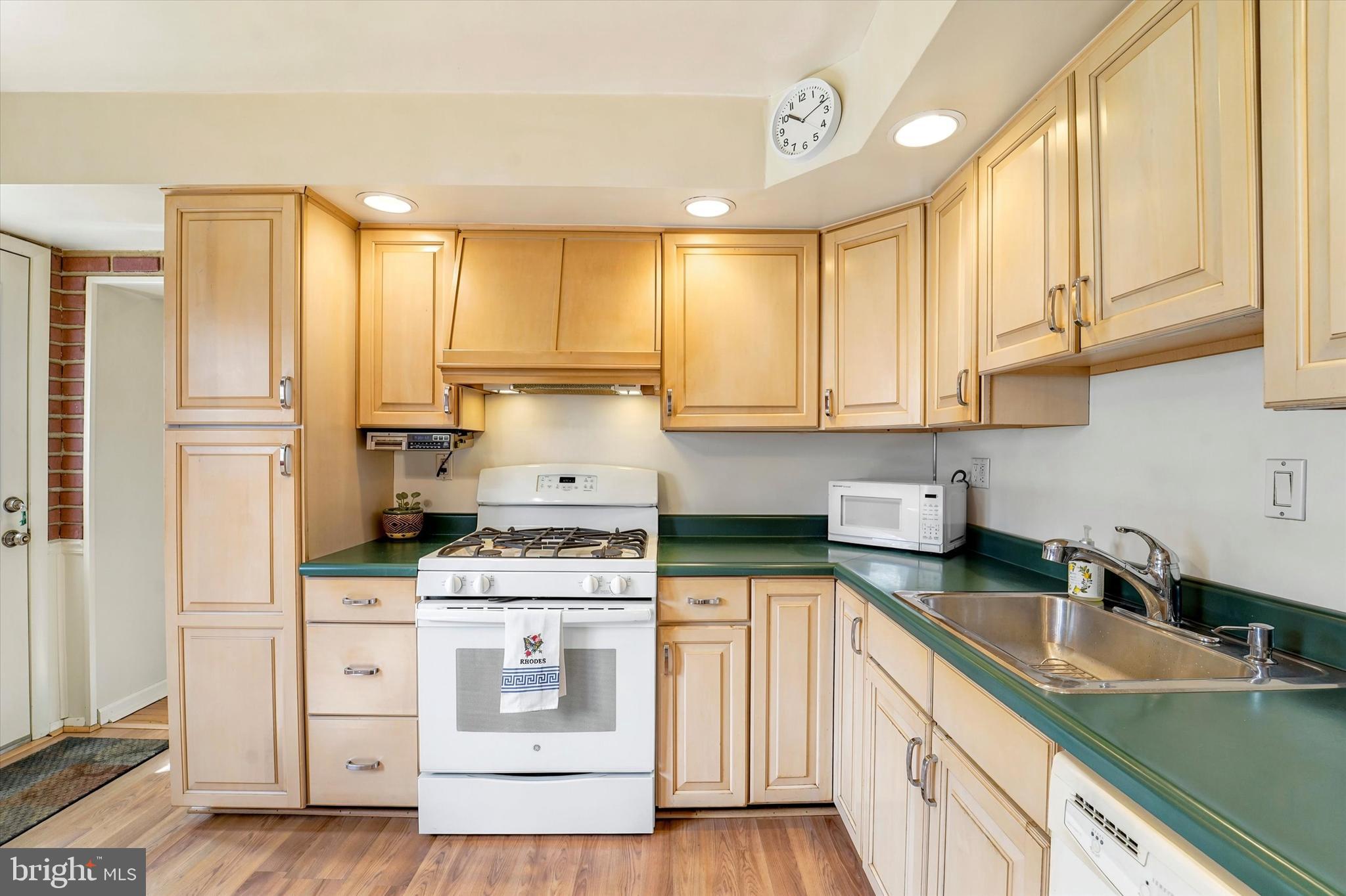 HAVERTOWN - Residential
