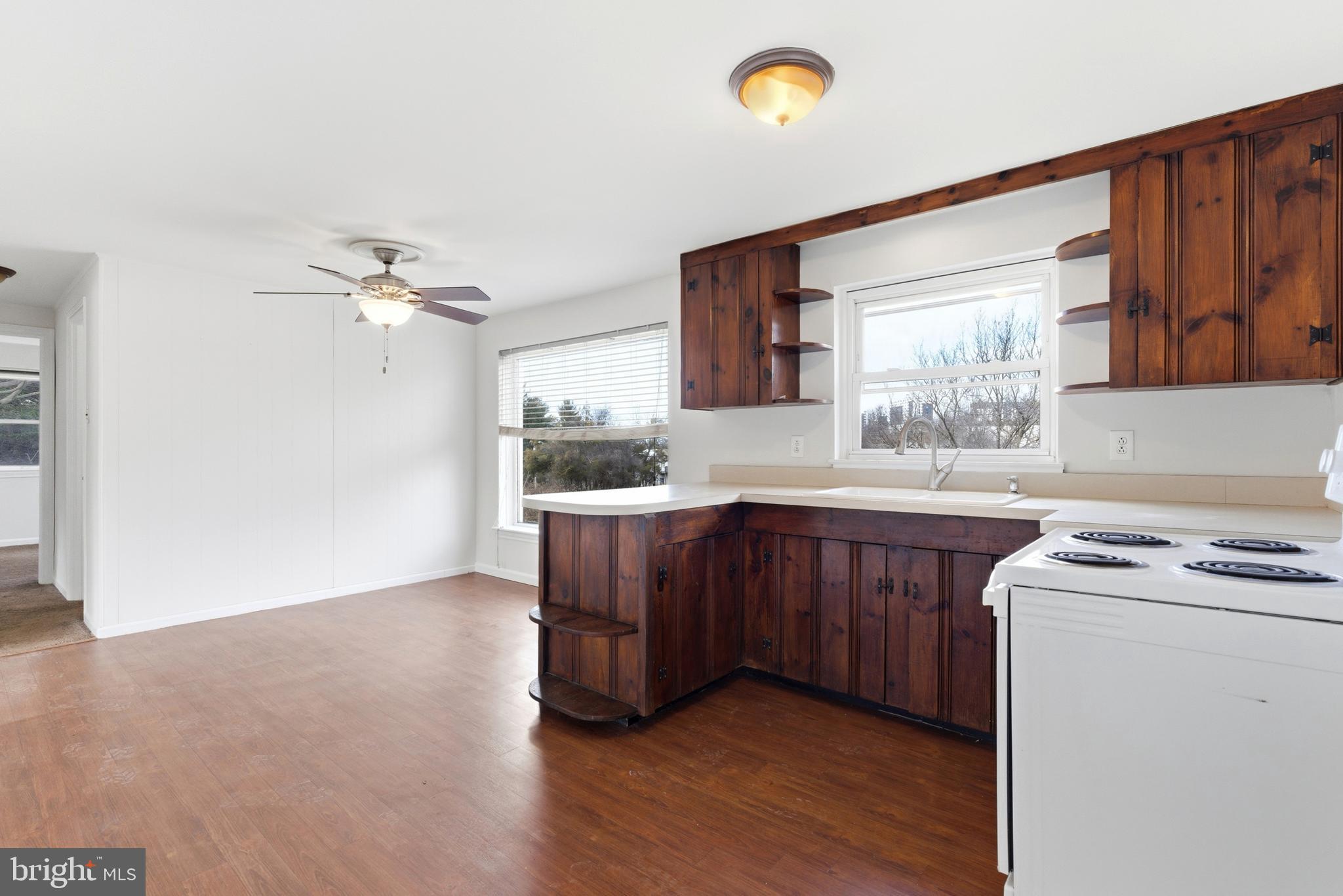 KING OF PRUSSIA - Residential