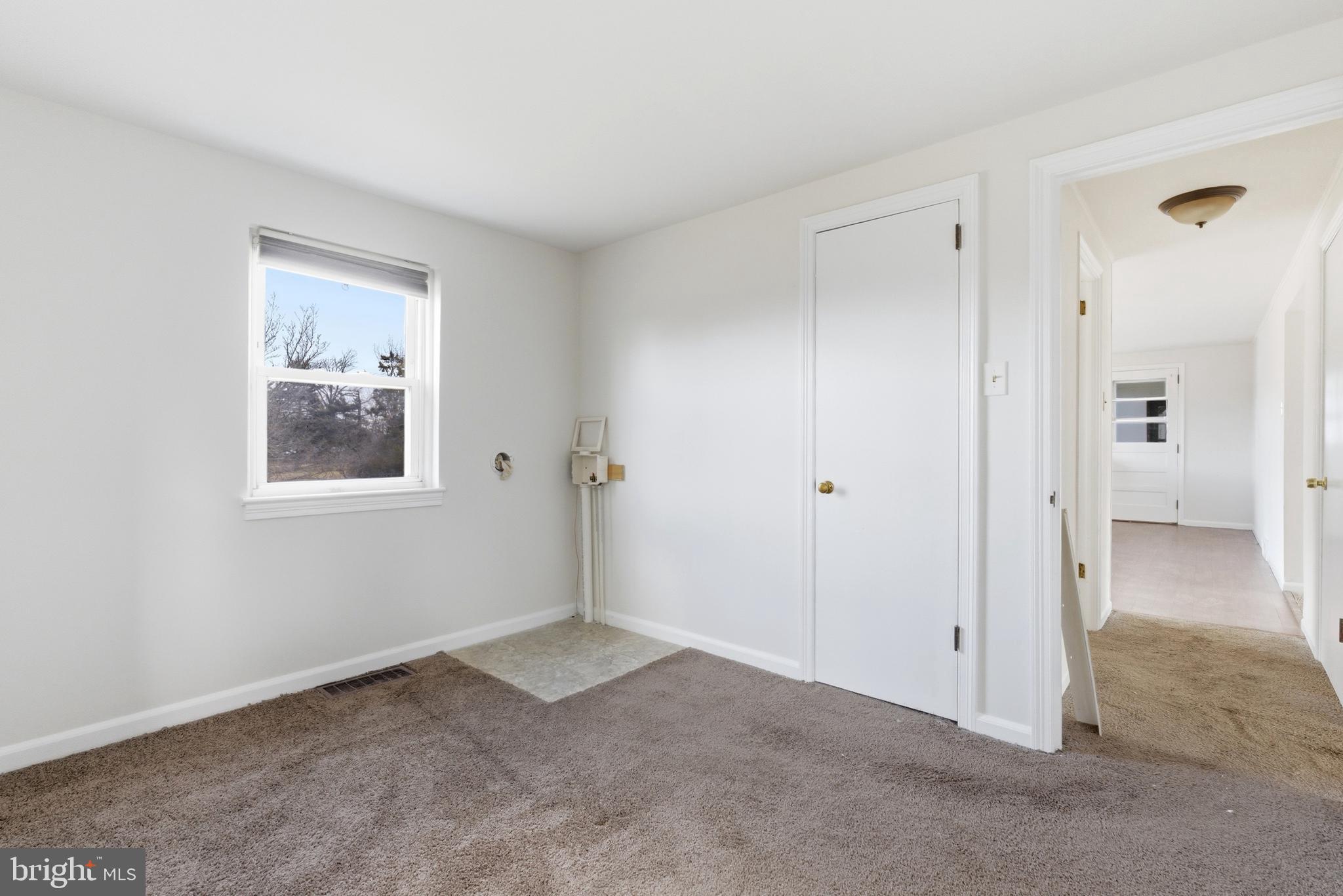 KING OF PRUSSIA - Residential