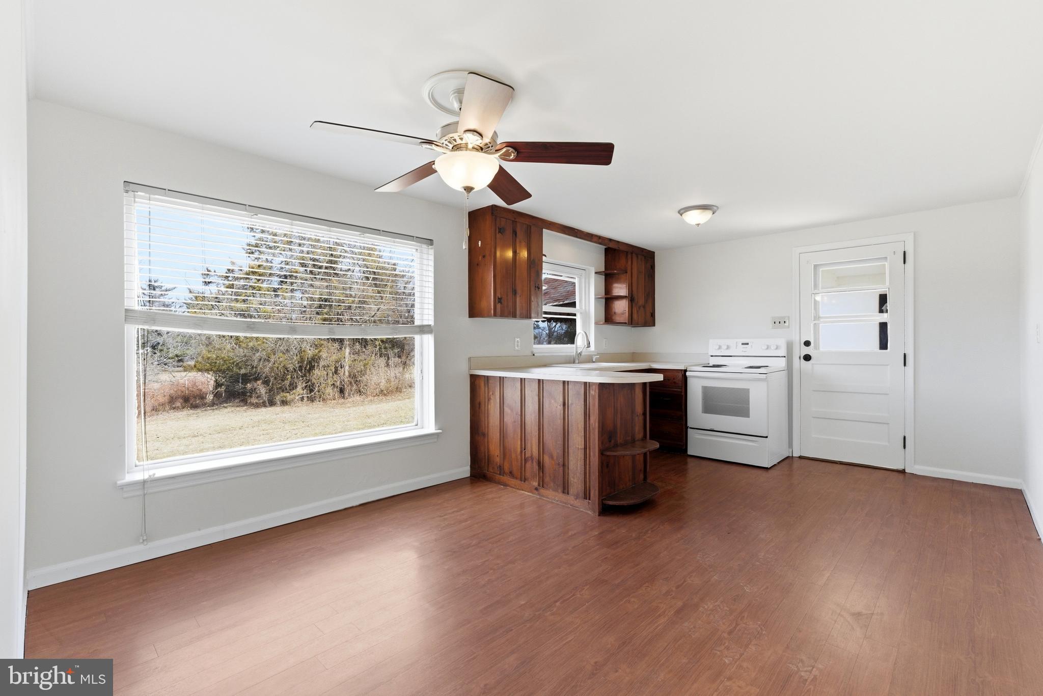 KING OF PRUSSIA - Residential