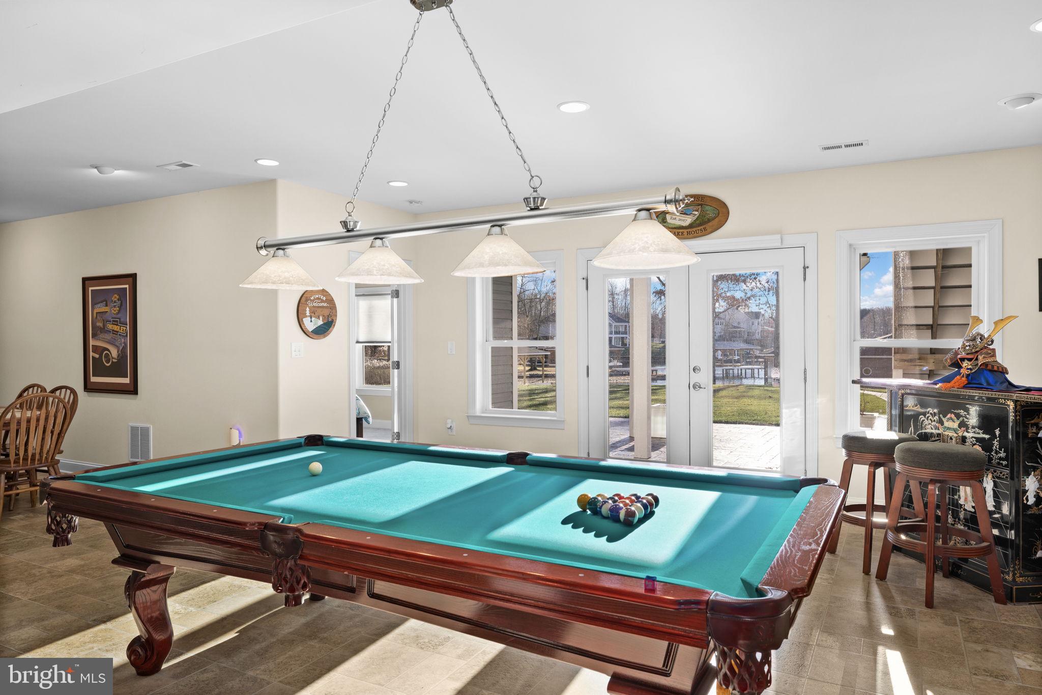 NOAH'S LANDING - Residential