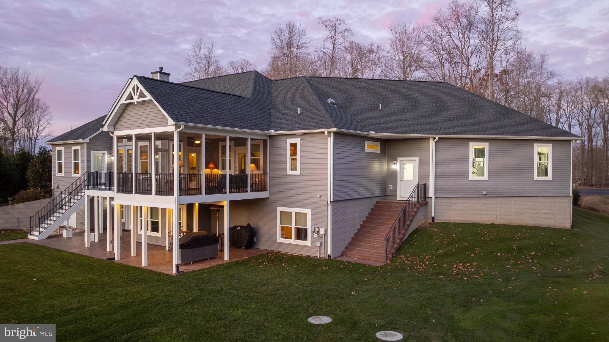 NOAH'S LANDING - Residential