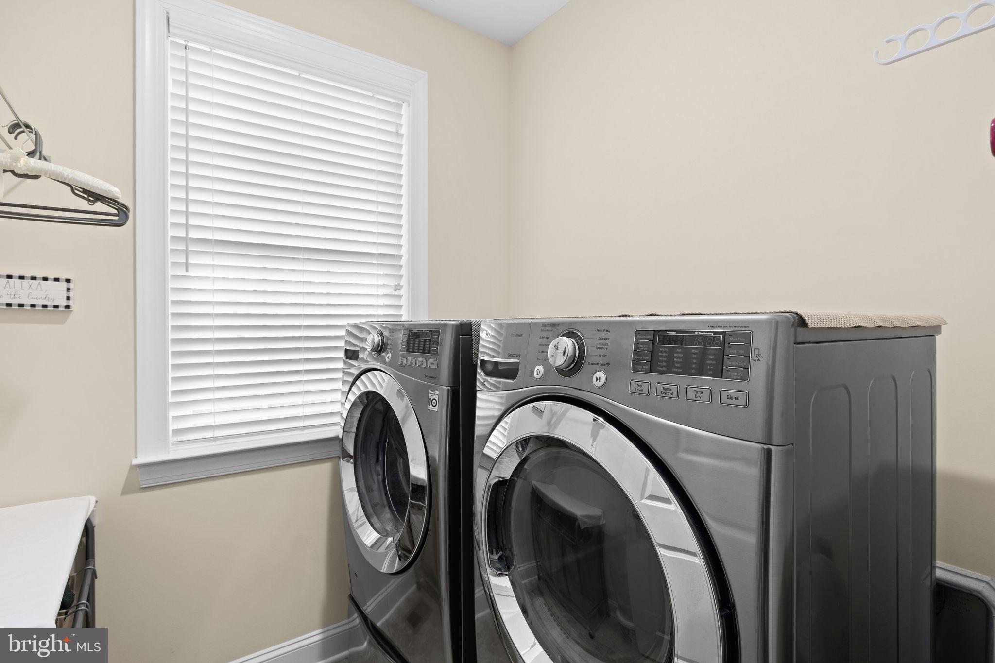 NOAH'S LANDING - Residential