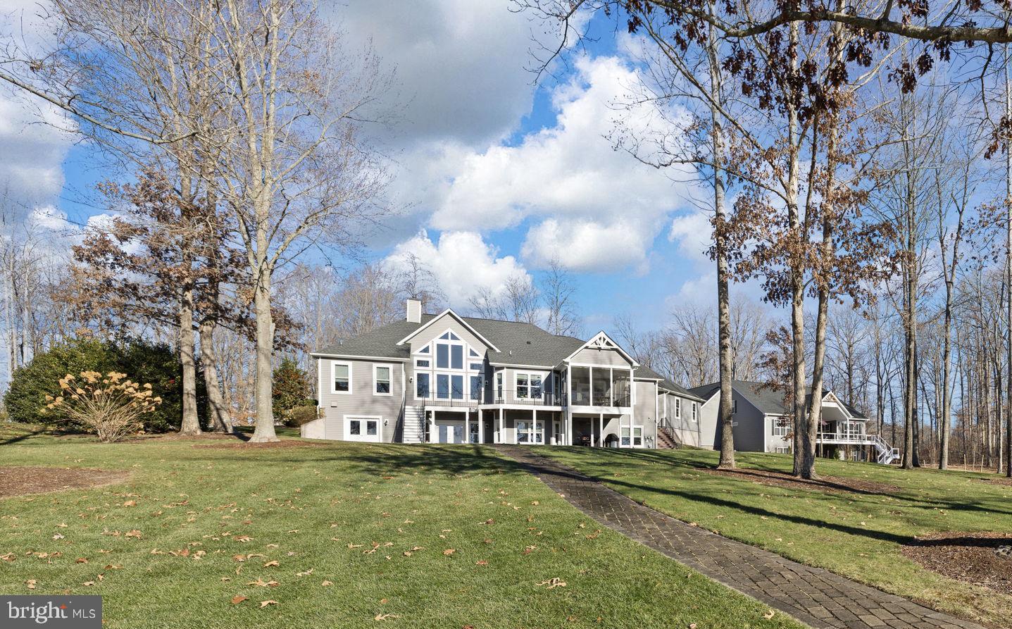 NOAH'S LANDING - Residential