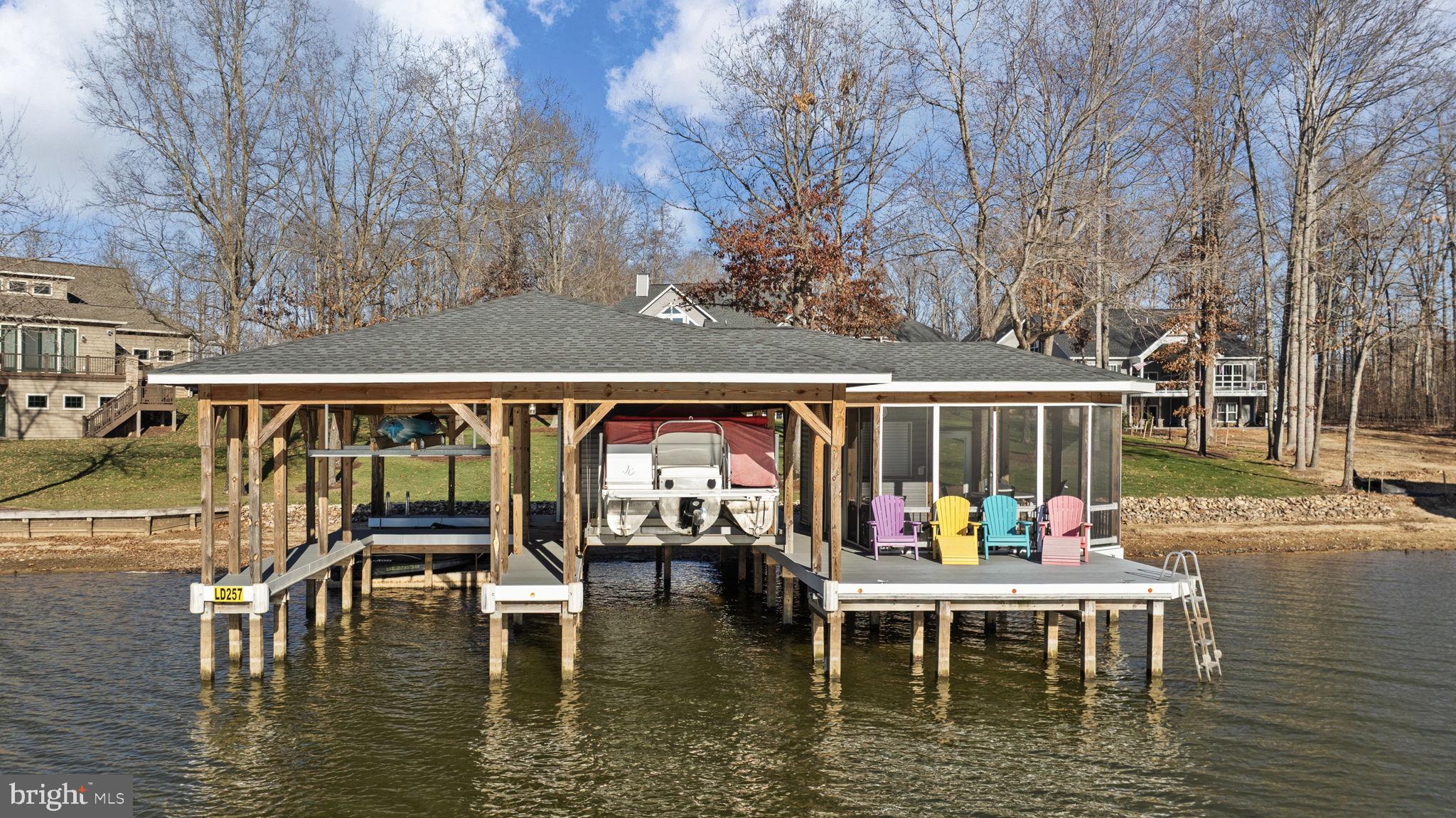 NOAH'S LANDING - Residential