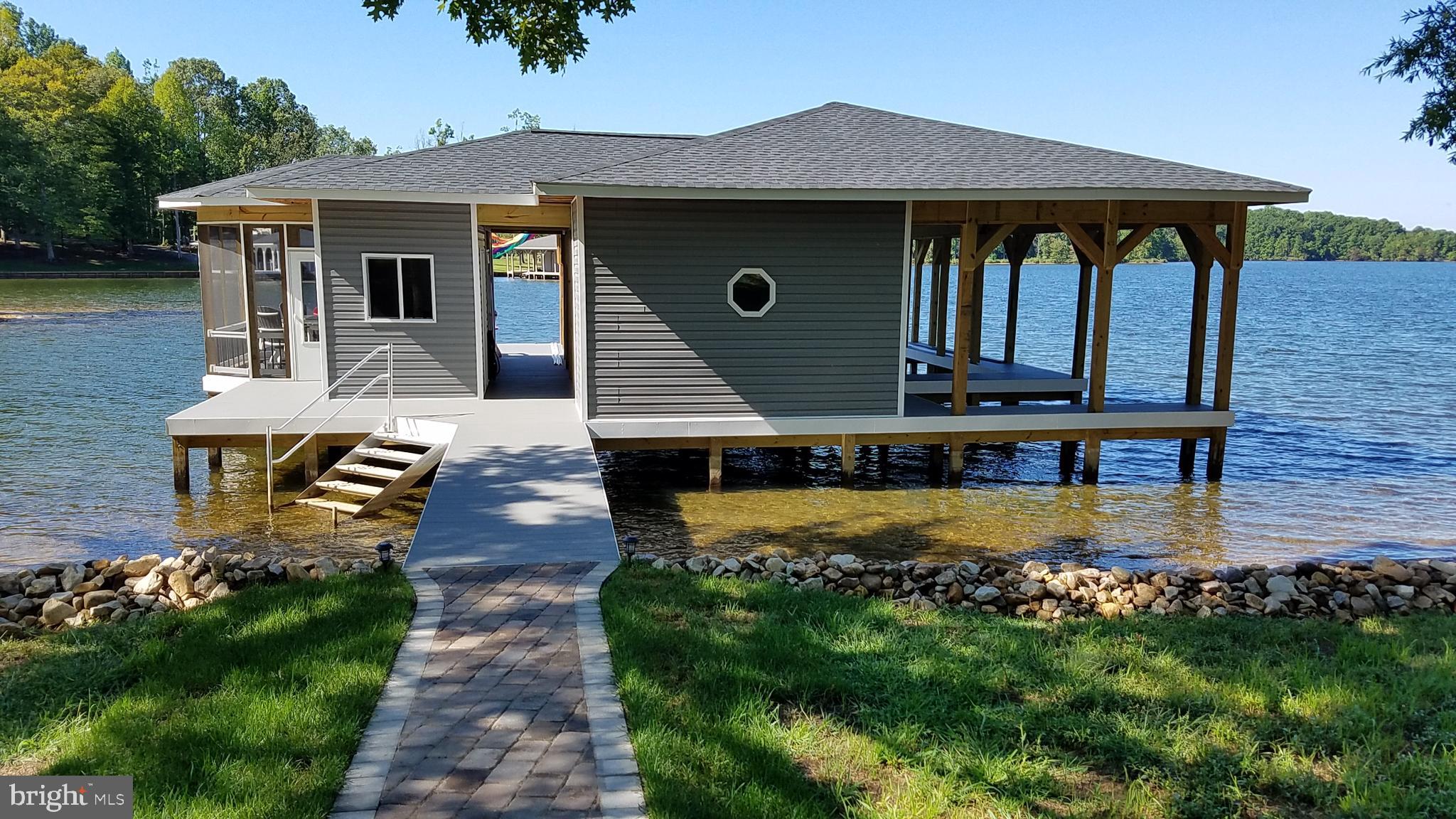 NOAH'S LANDING - Residential