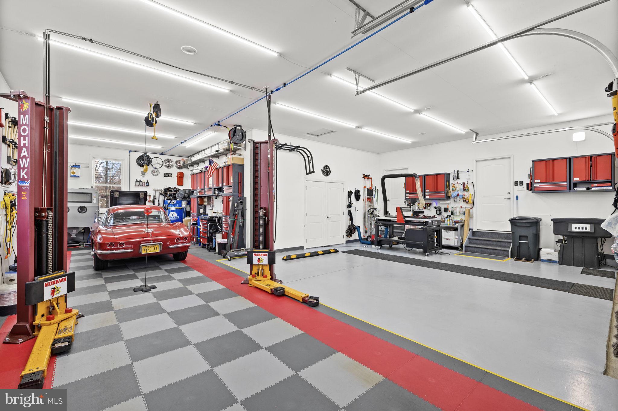 NOAH'S LANDING - Residential