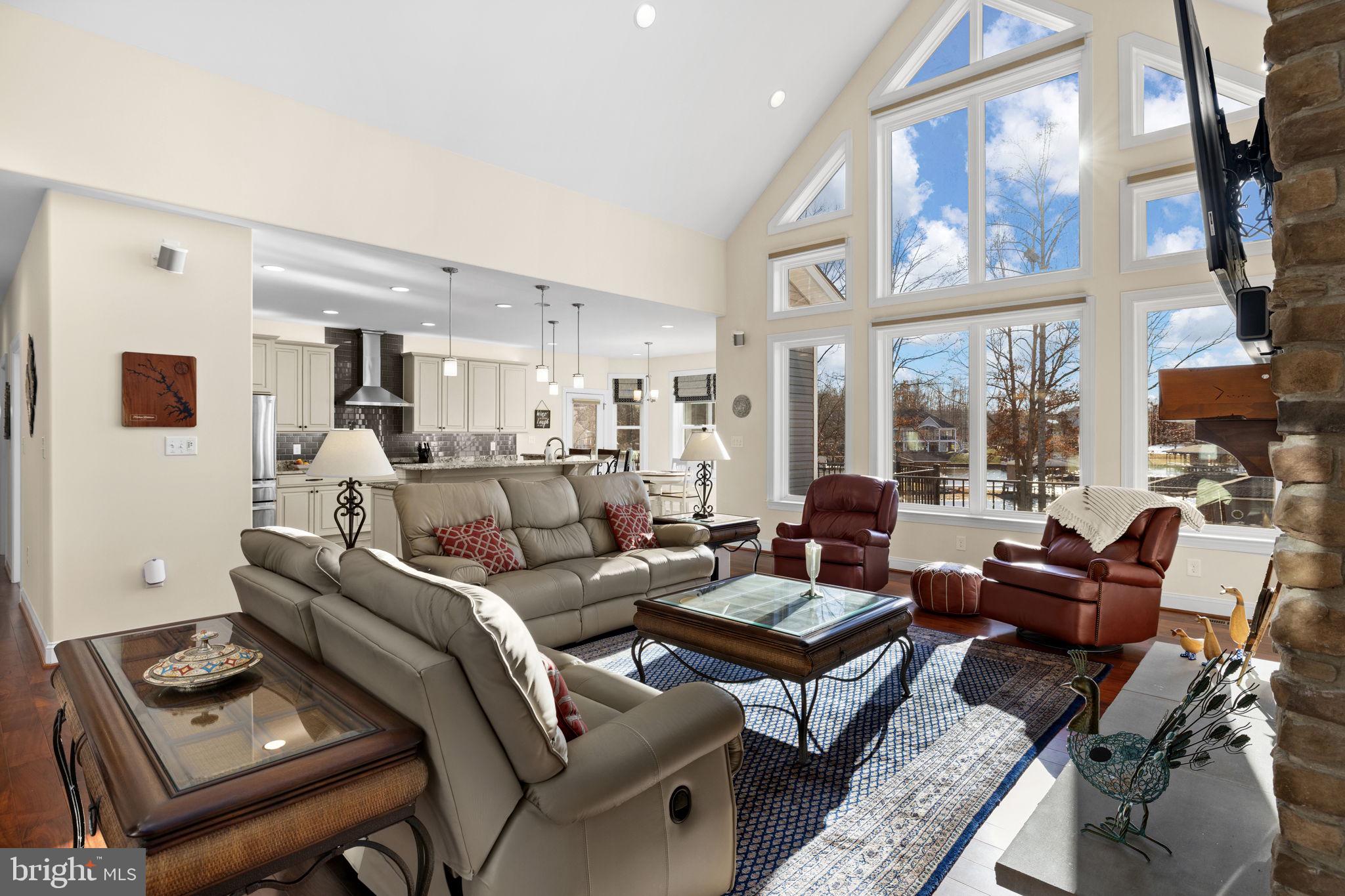 NOAH'S LANDING - Residential