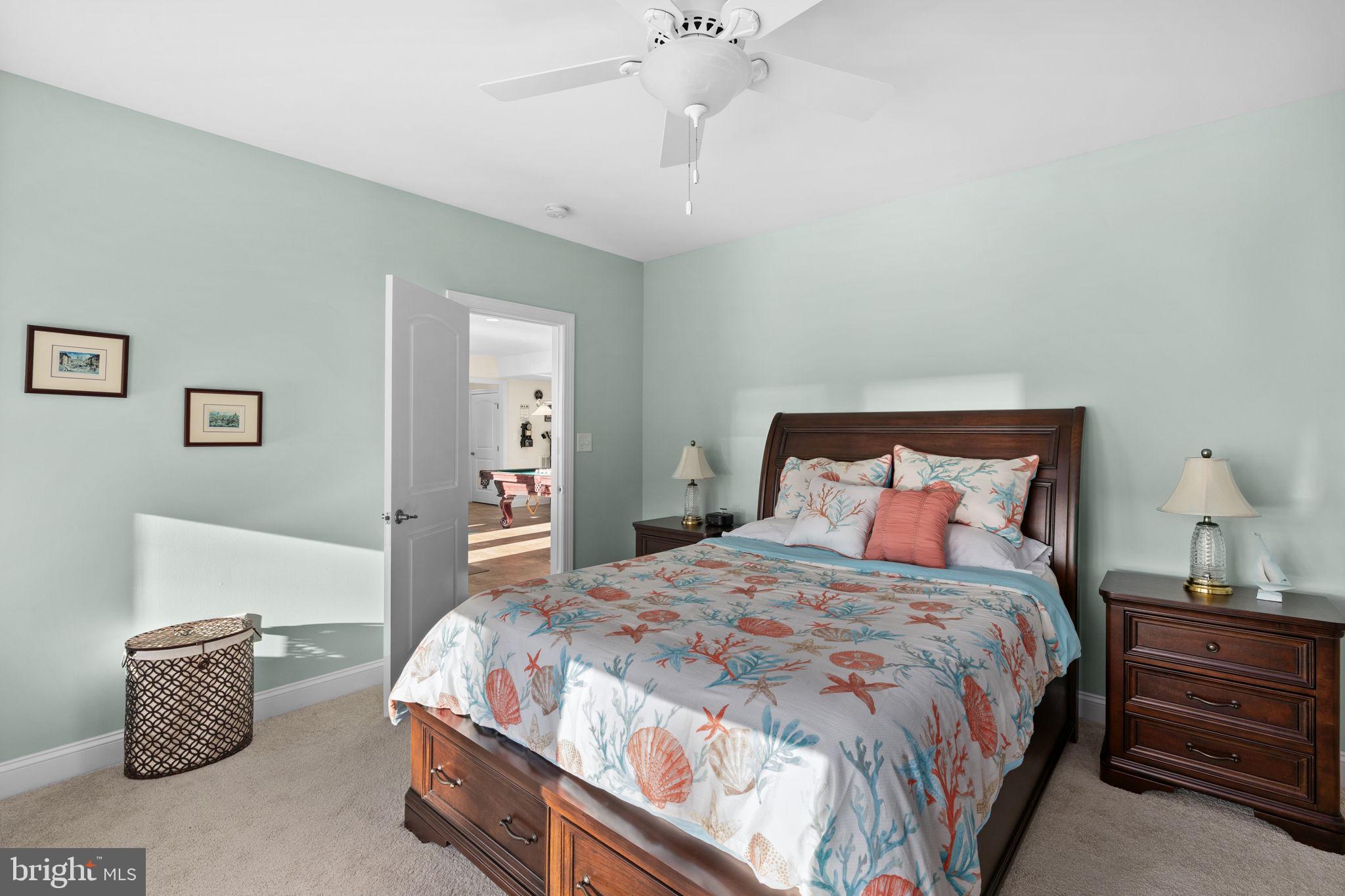 NOAH'S LANDING - Residential