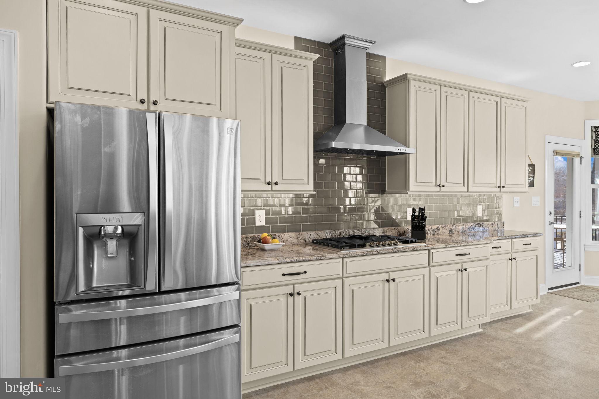 NOAH'S LANDING - Residential