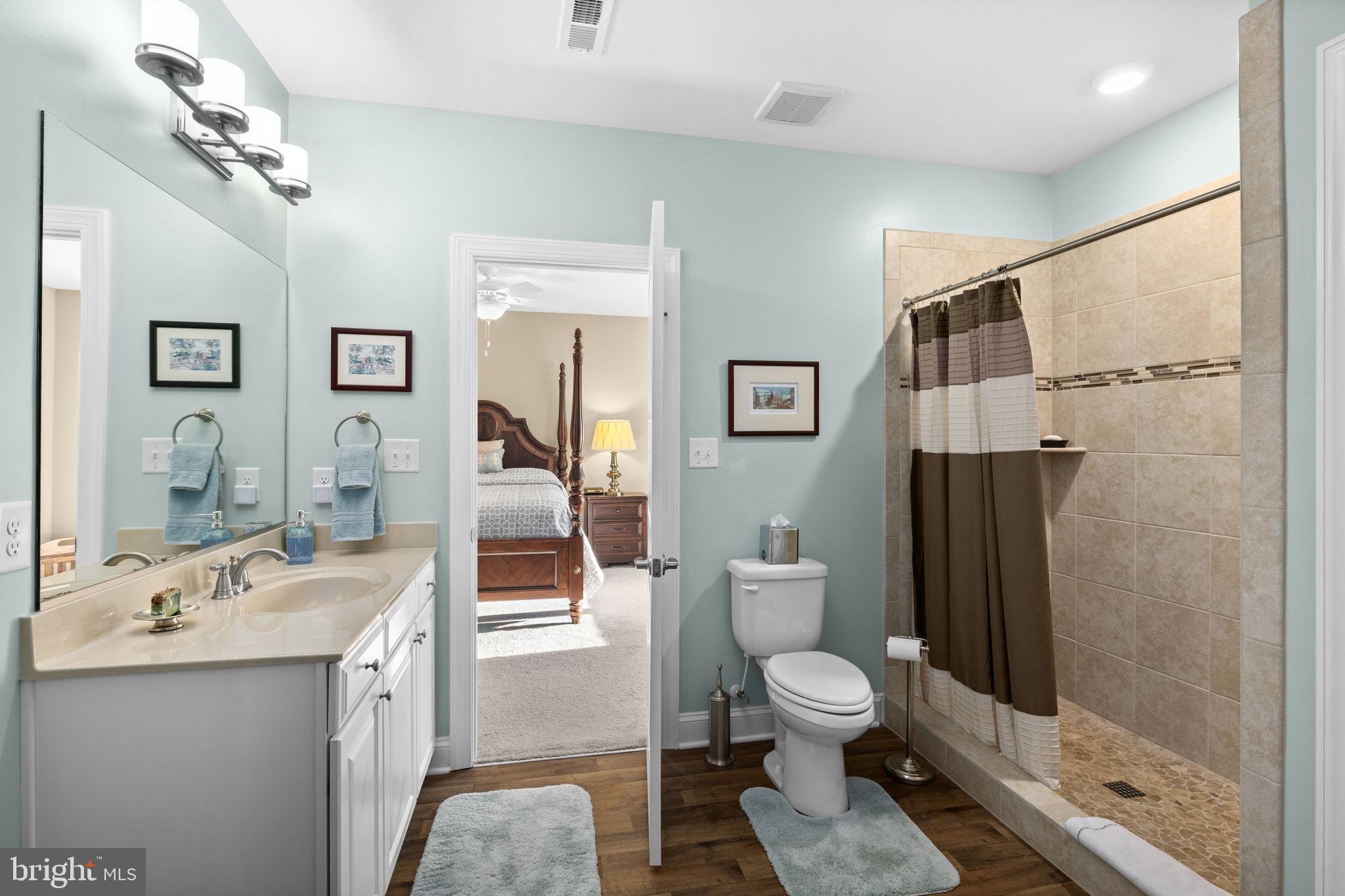 NOAH'S LANDING - Residential