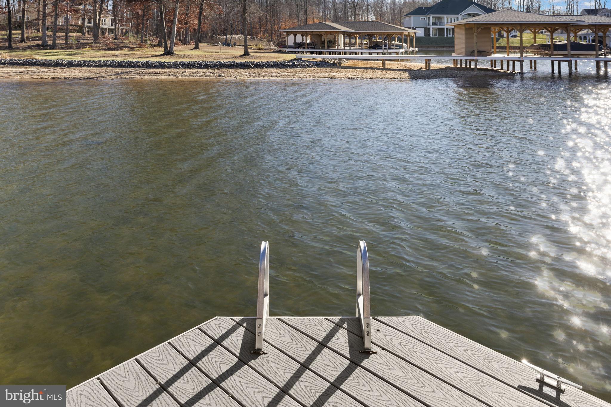 NOAH'S LANDING - Residential