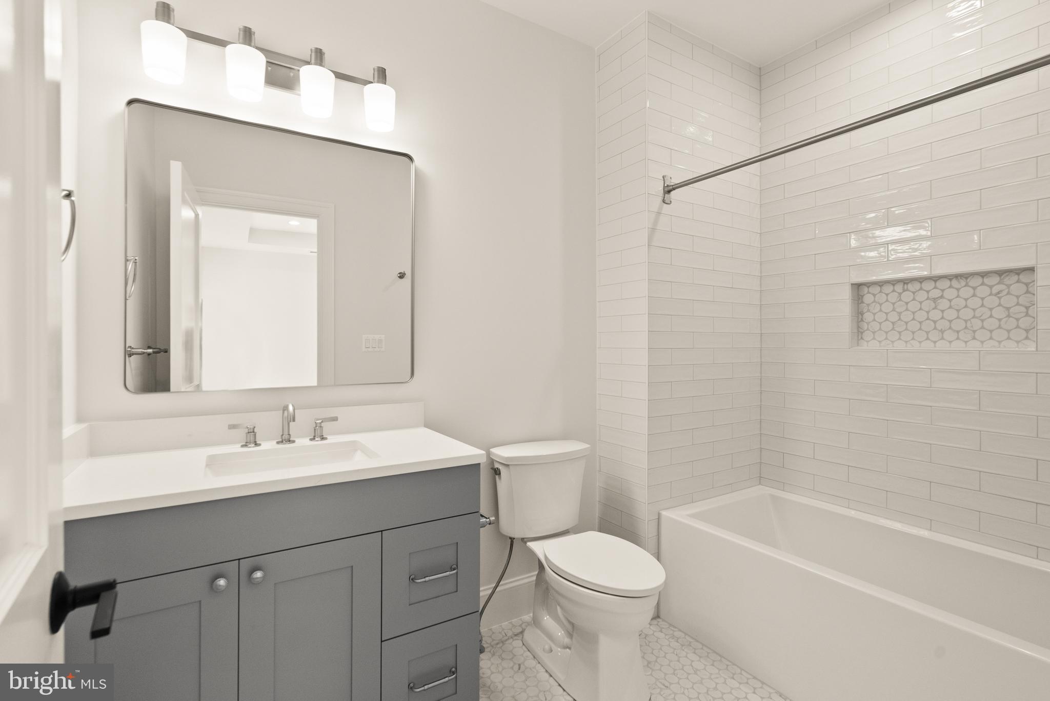 CHESTERBROOK WOODS - Residential