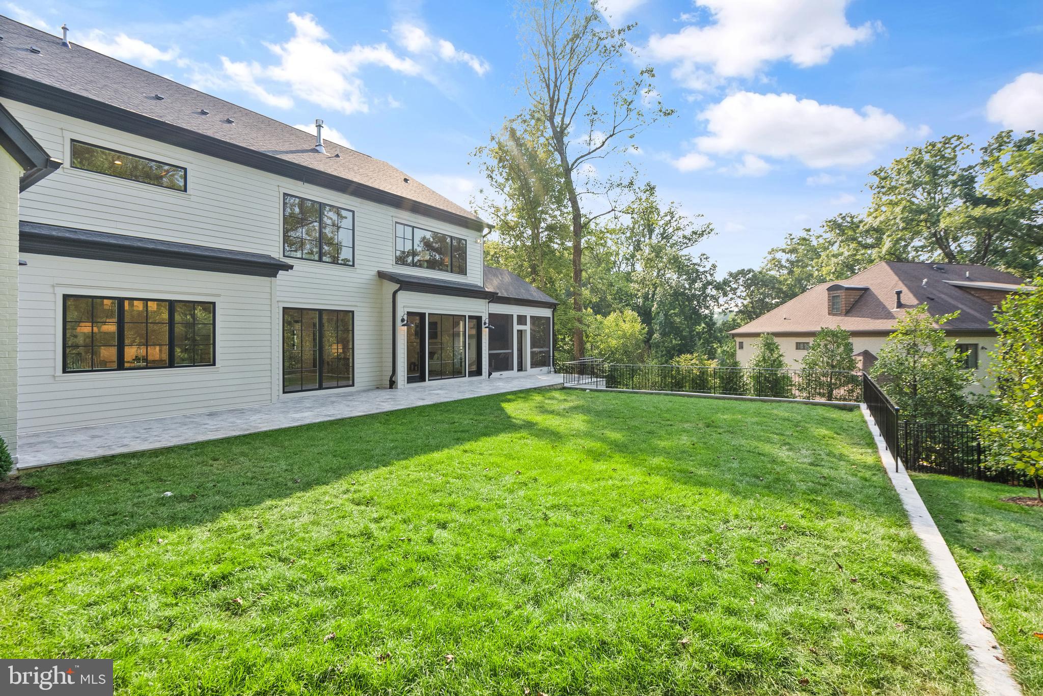 CHESTERBROOK WOODS - Residential