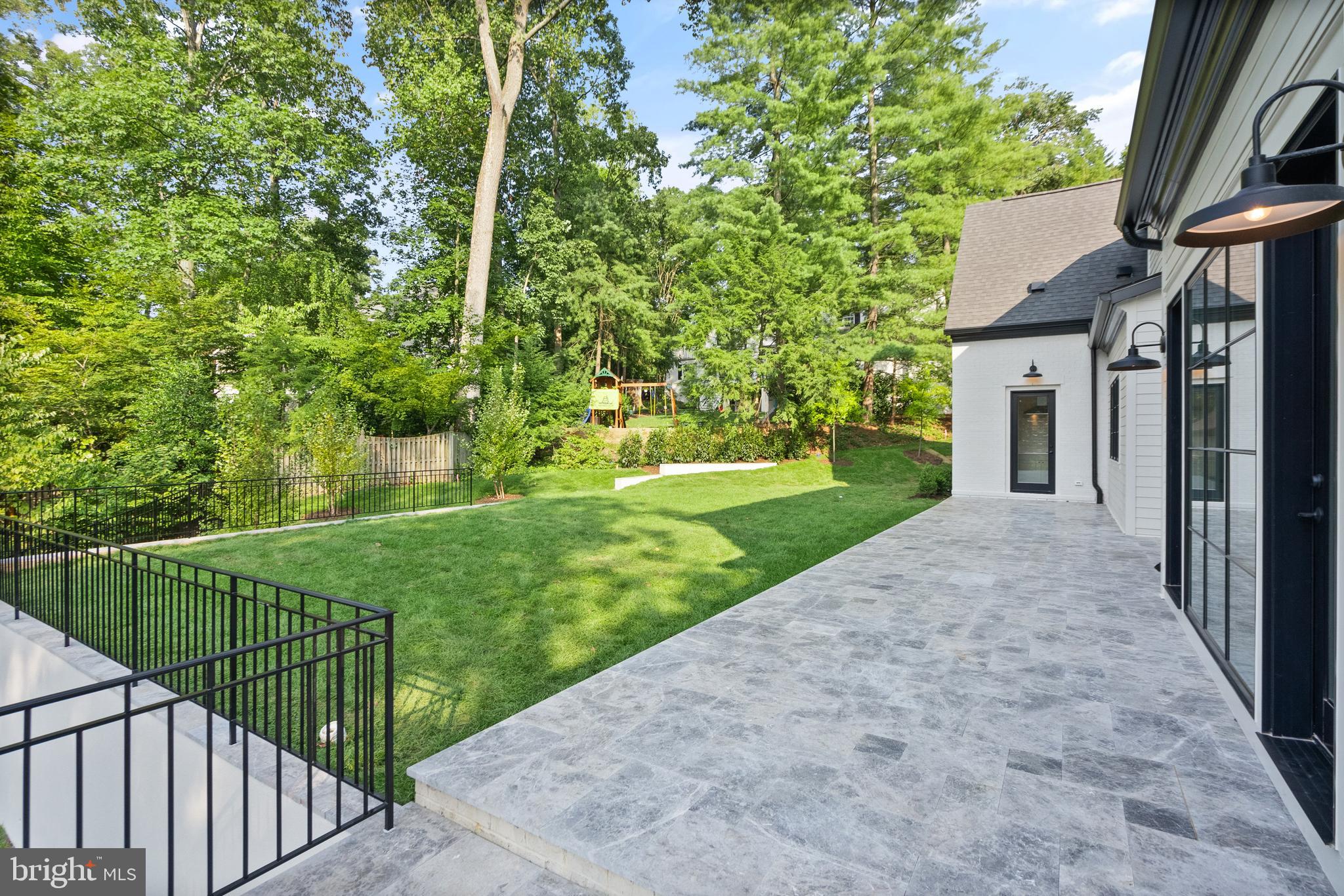 CHESTERBROOK WOODS - Residential