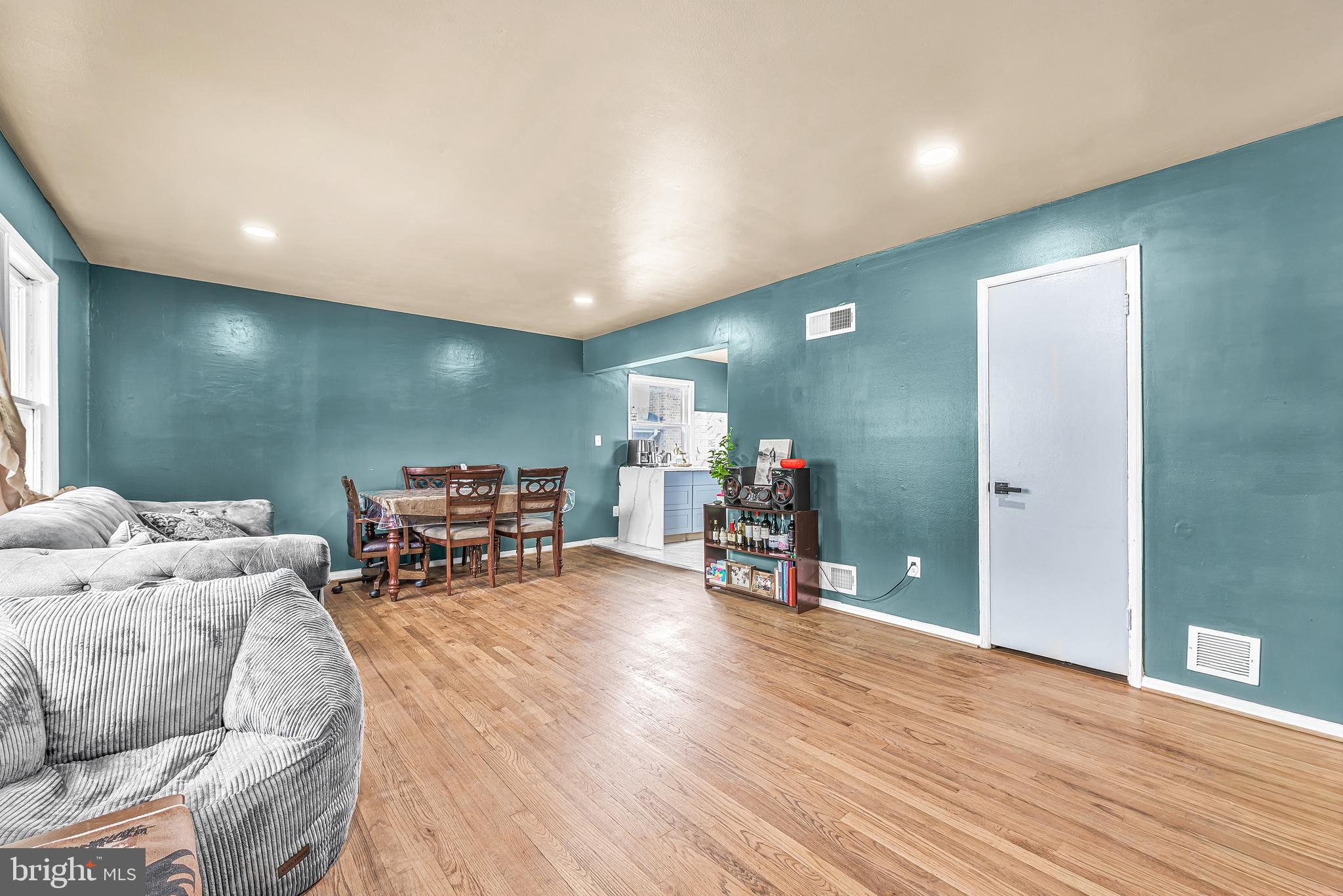 2213 HANNON STREET