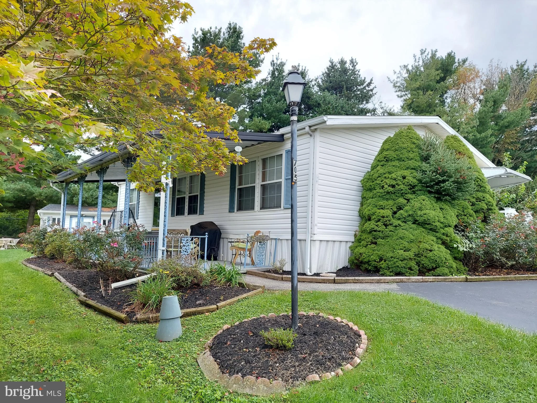 705 Laura Lane, York, PA 17402