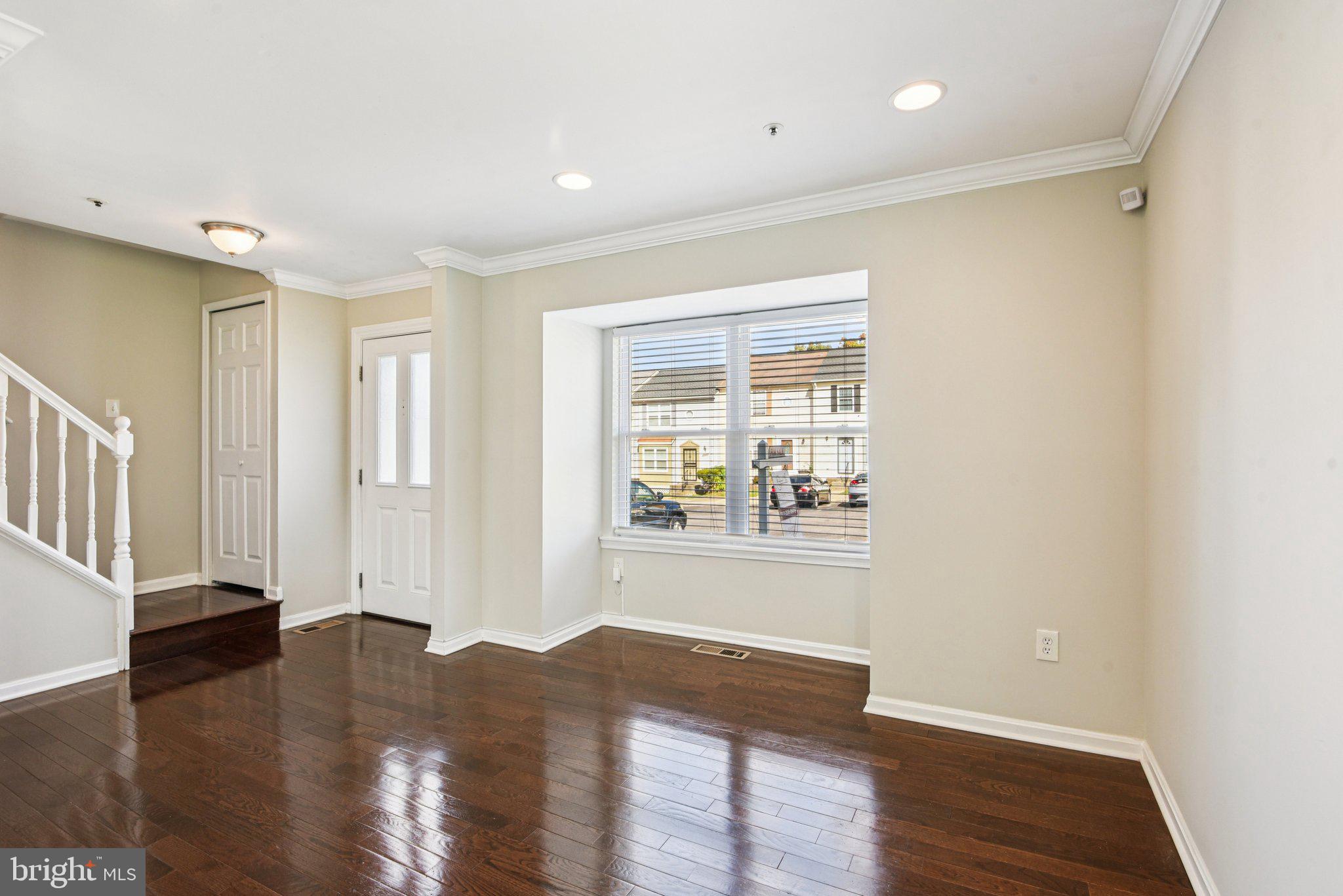 1700 COUNTRYWOOD COURT