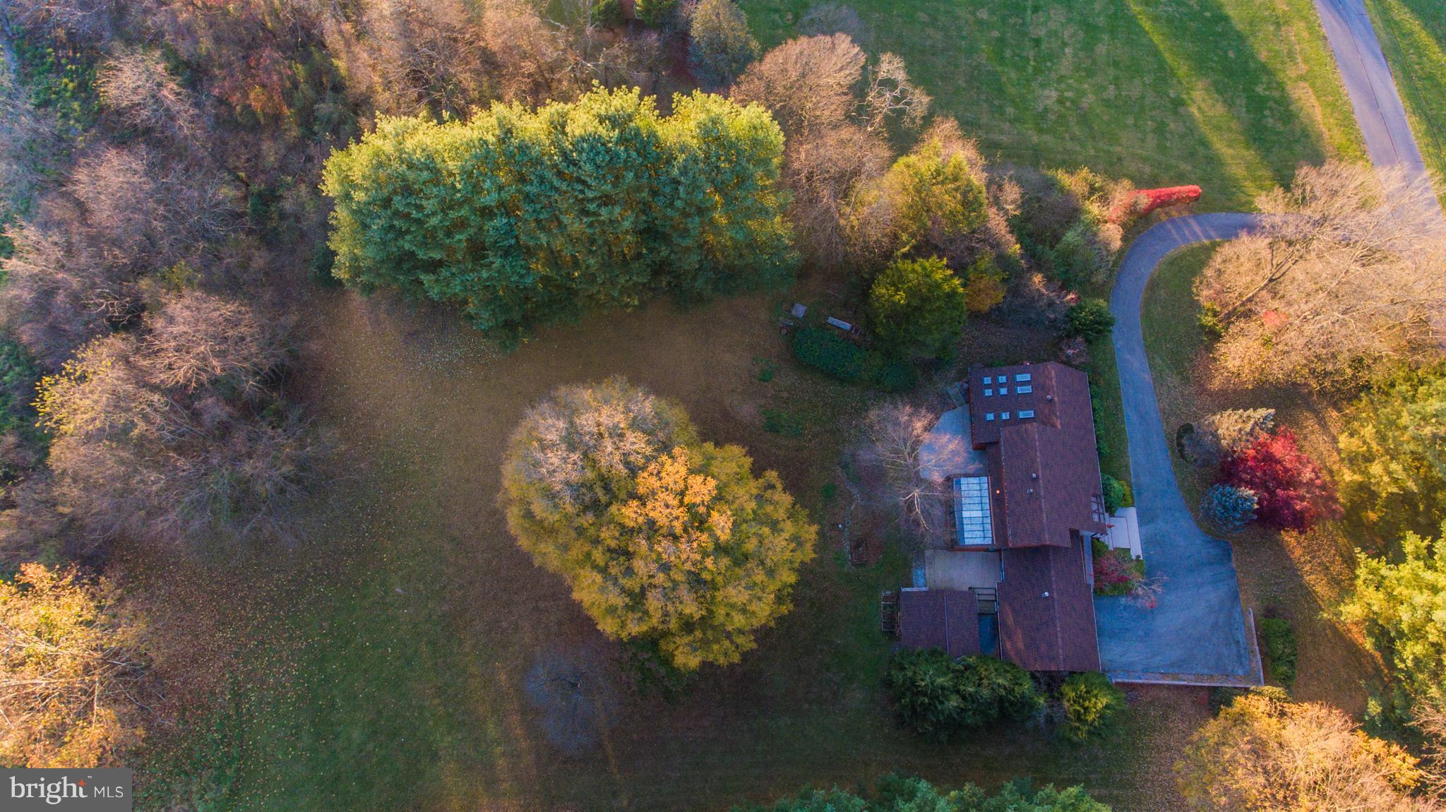 WILLOWDALE - Residential