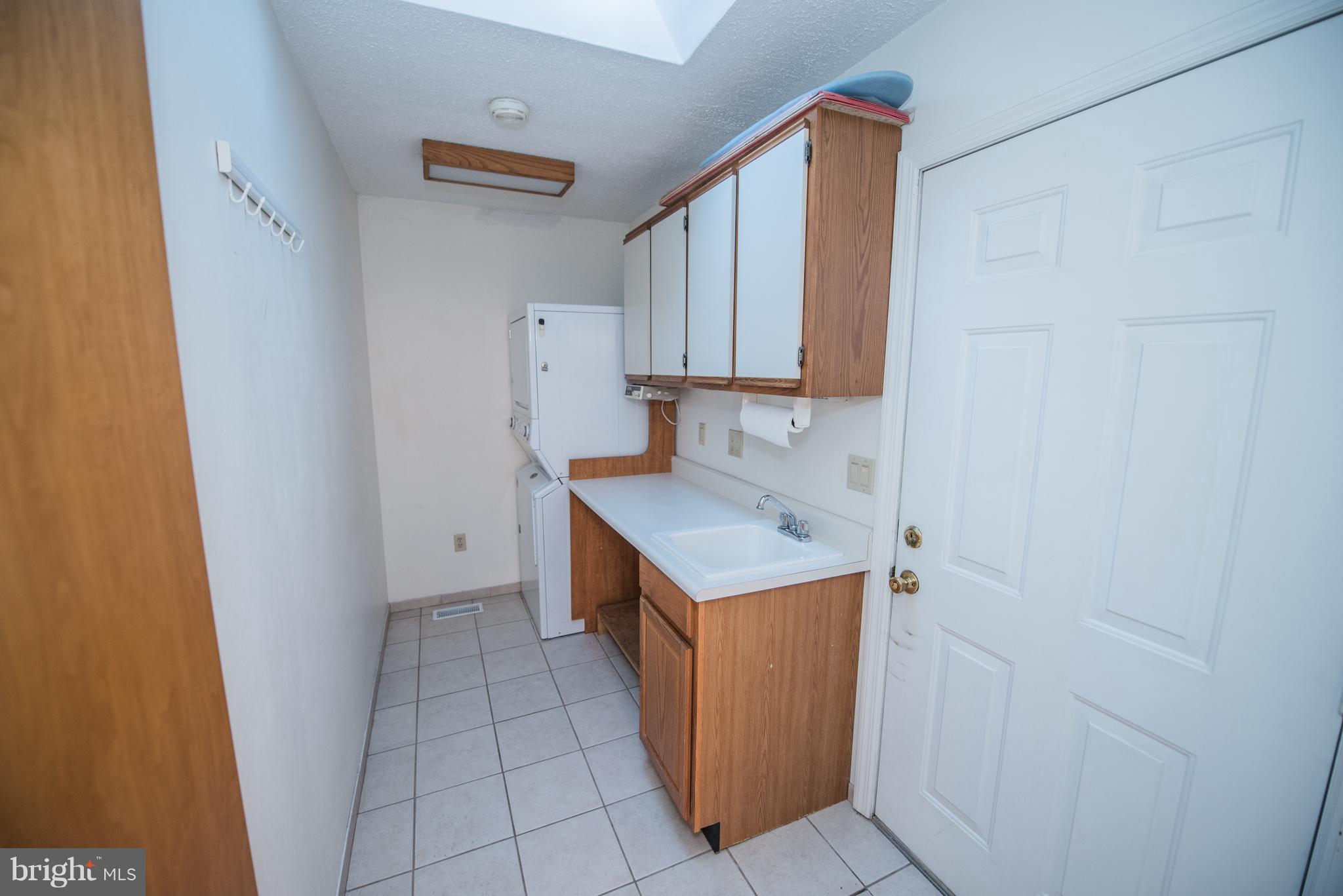 WILLOWDALE - Residential