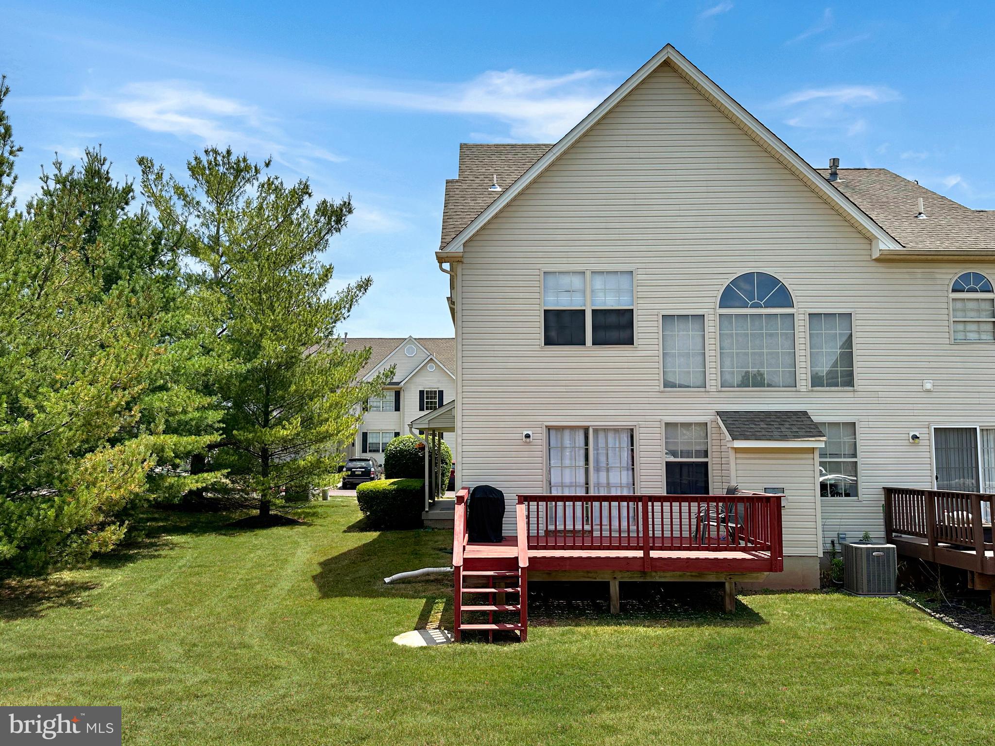 WATERFORD GREENE - Residential