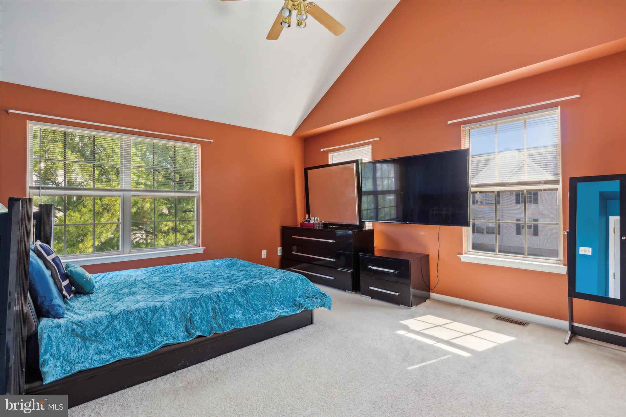 WATERFORD GREENE - Residential