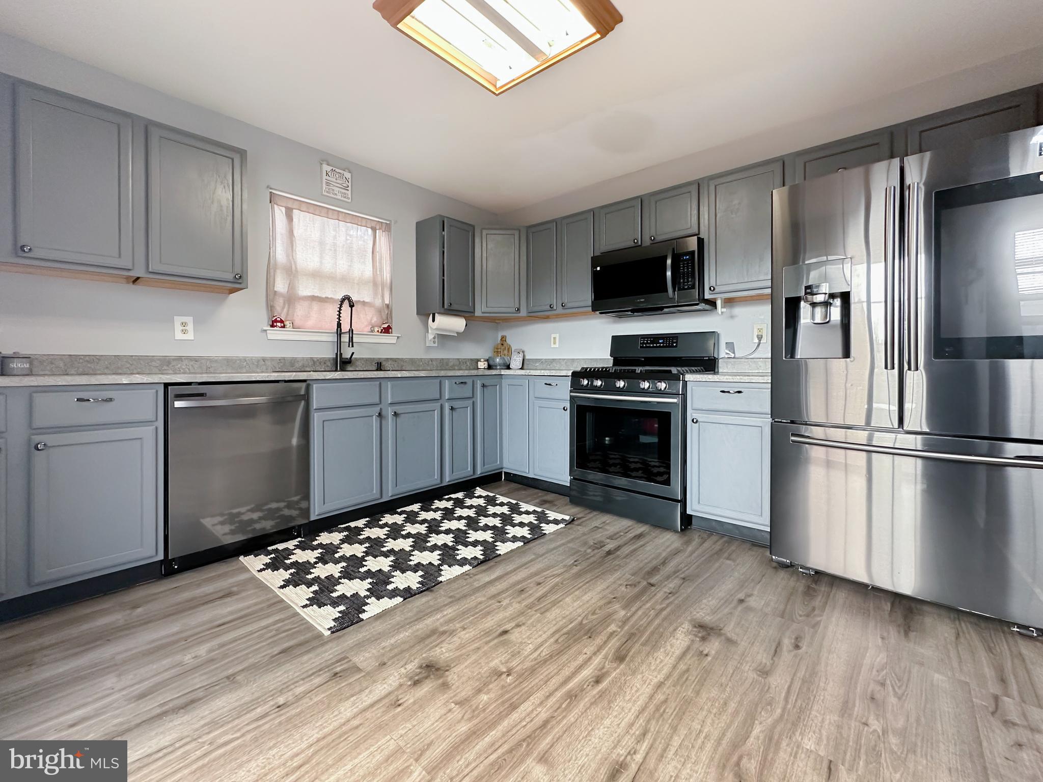 WATERFORD GREENE - Residential