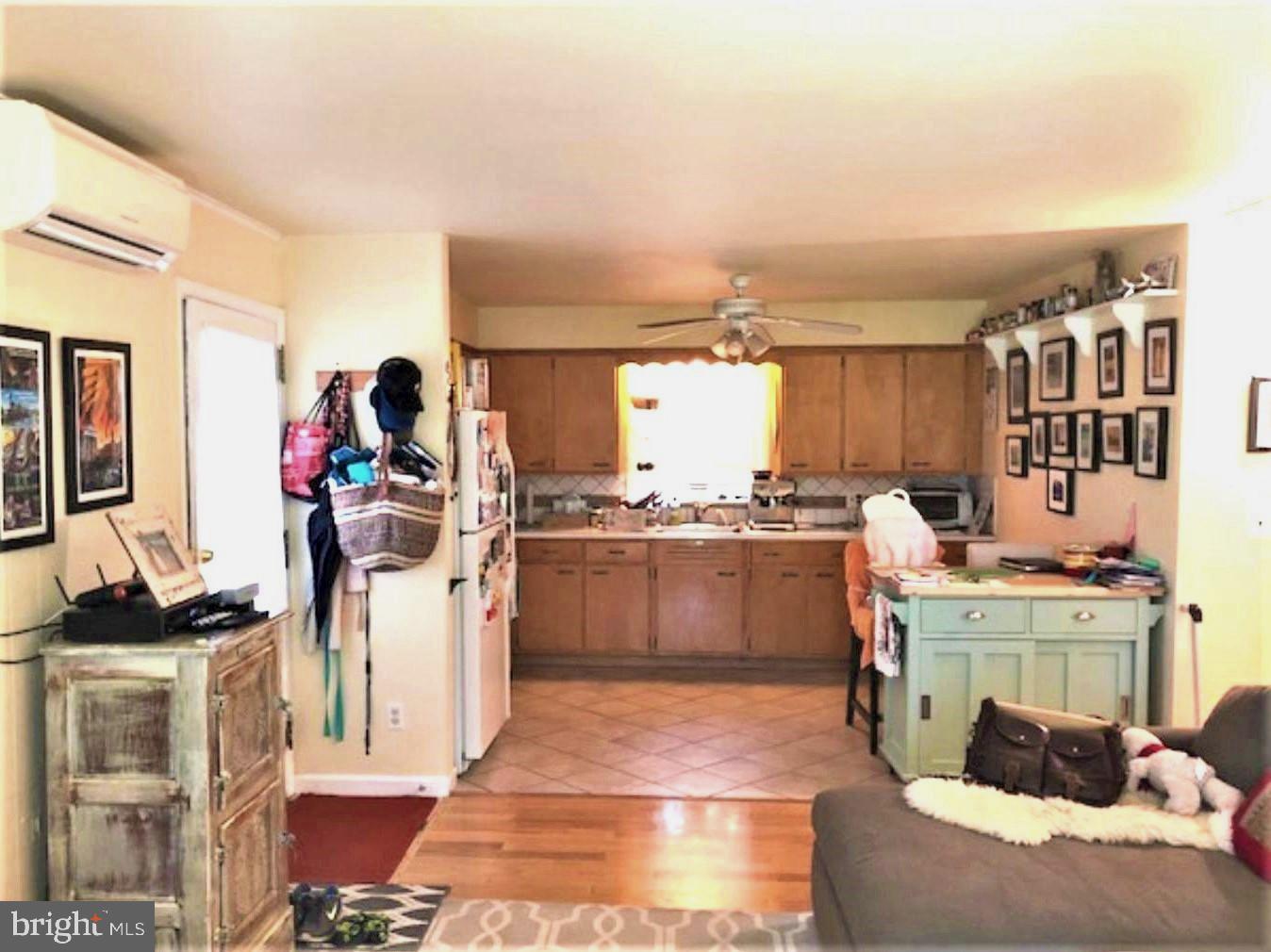 206 LINDEN LANE