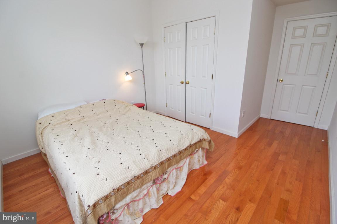 ECKER'S HOLLOW - Residential