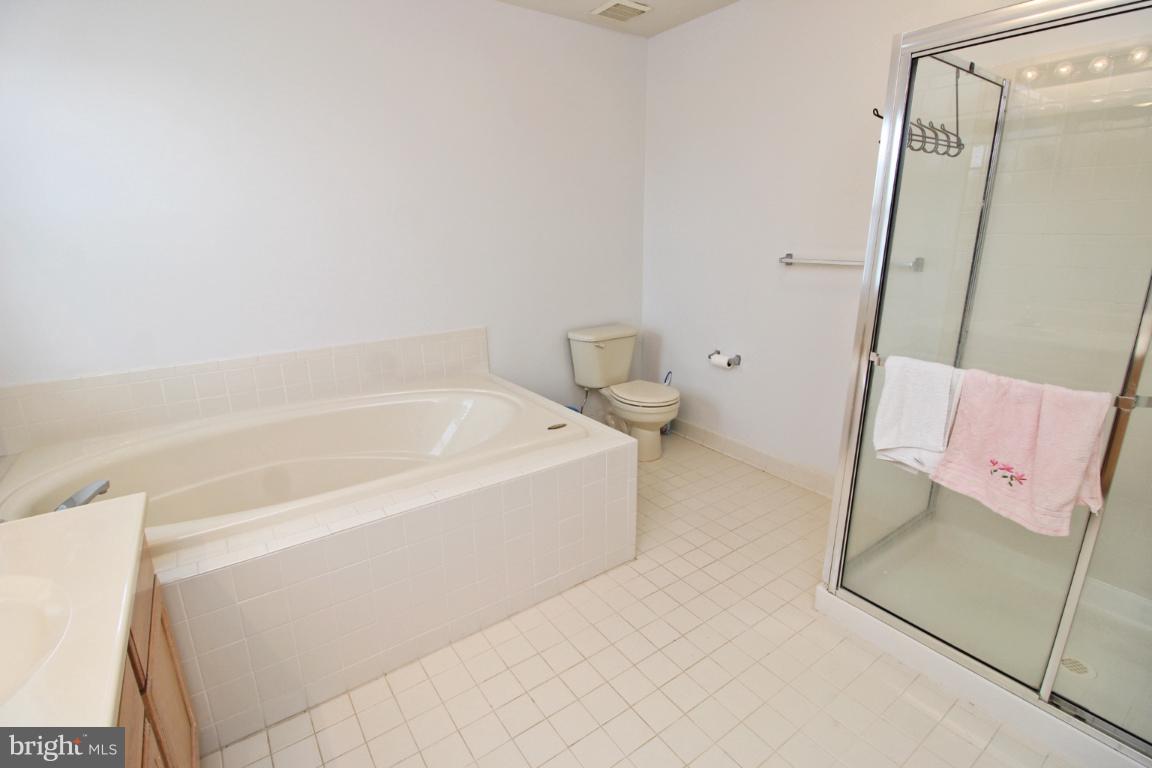 ECKER'S HOLLOW - Residential