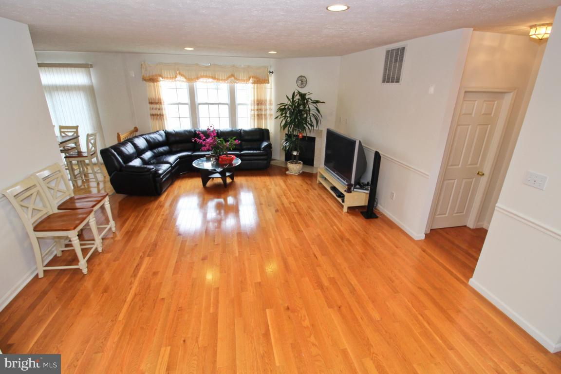 ECKER'S HOLLOW - Residential