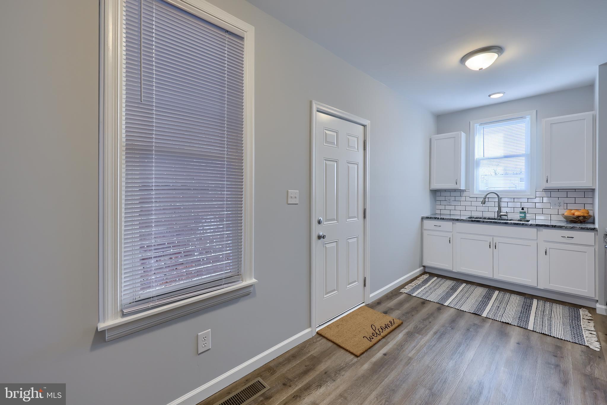 WEST END - Residential