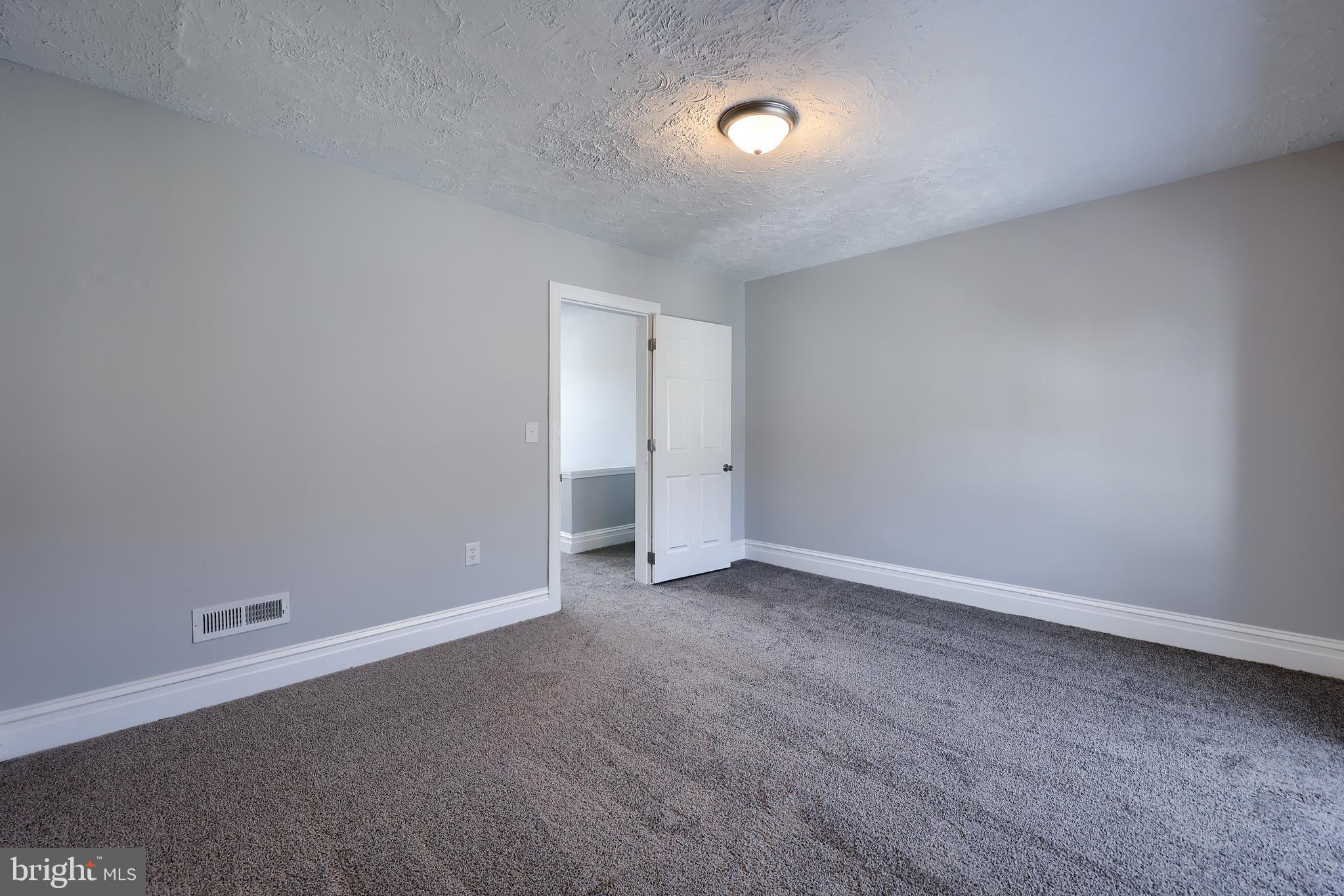 WEST END - Residential
