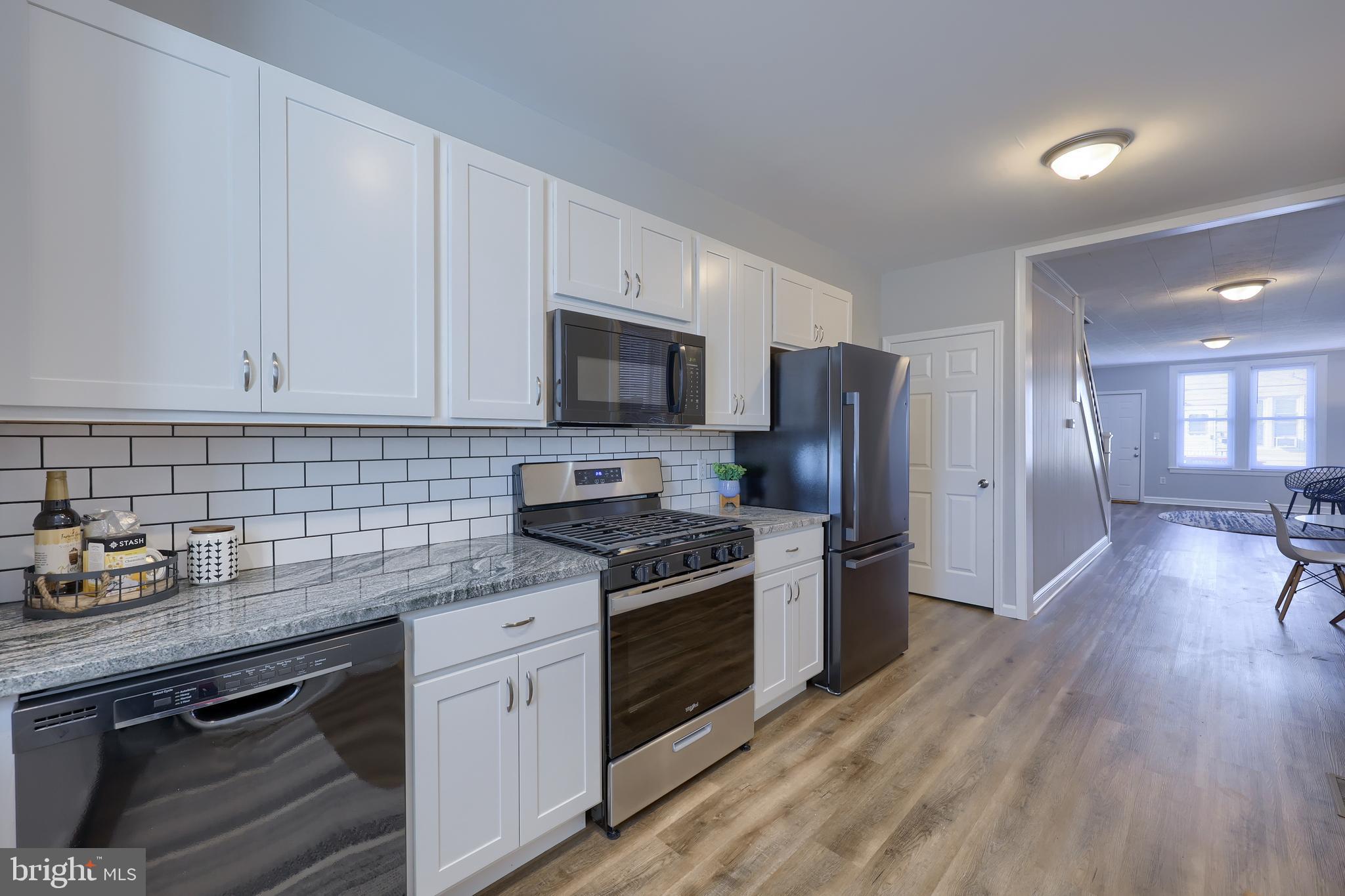 WEST END - Residential