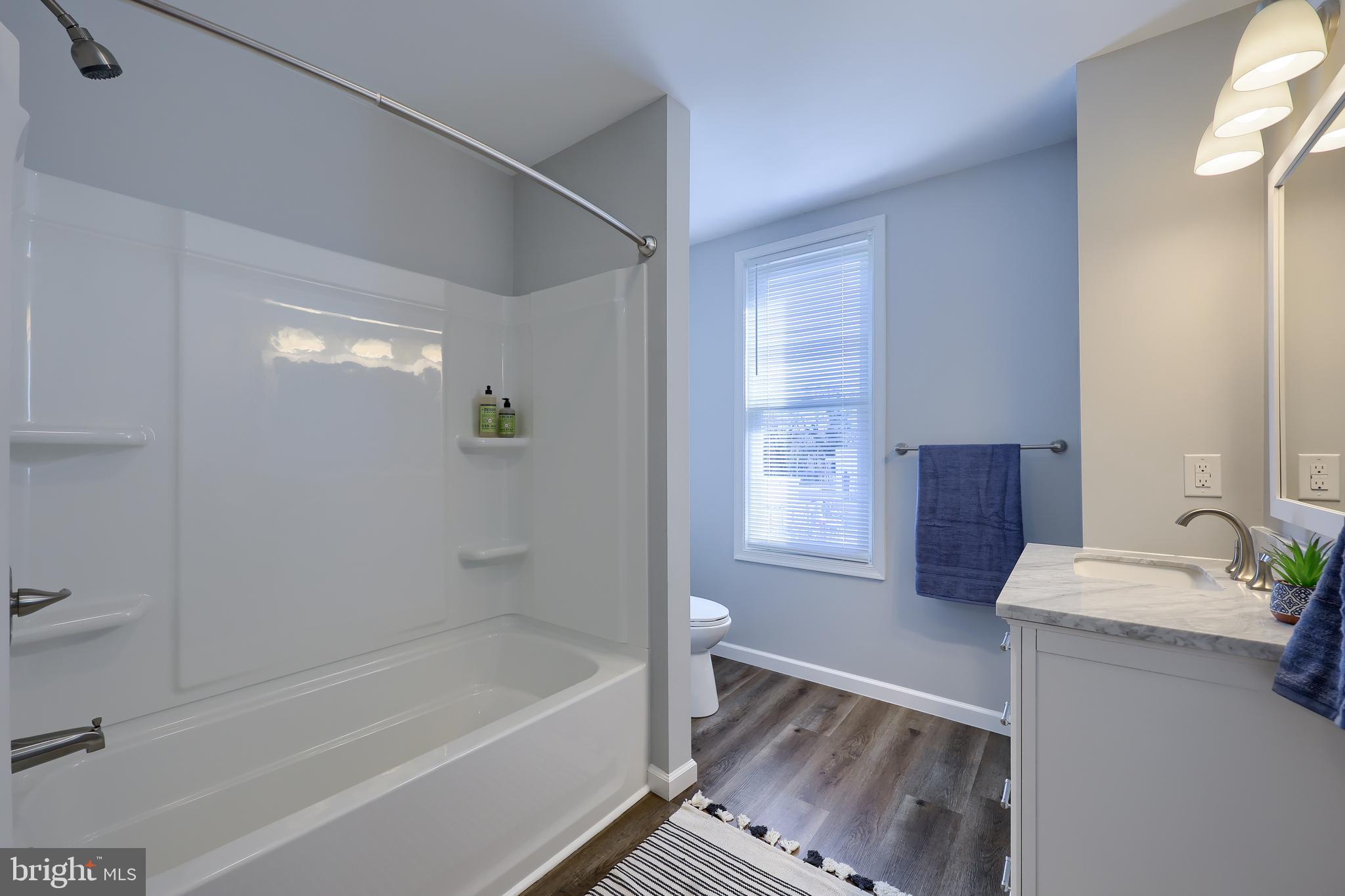 WEST END - Residential