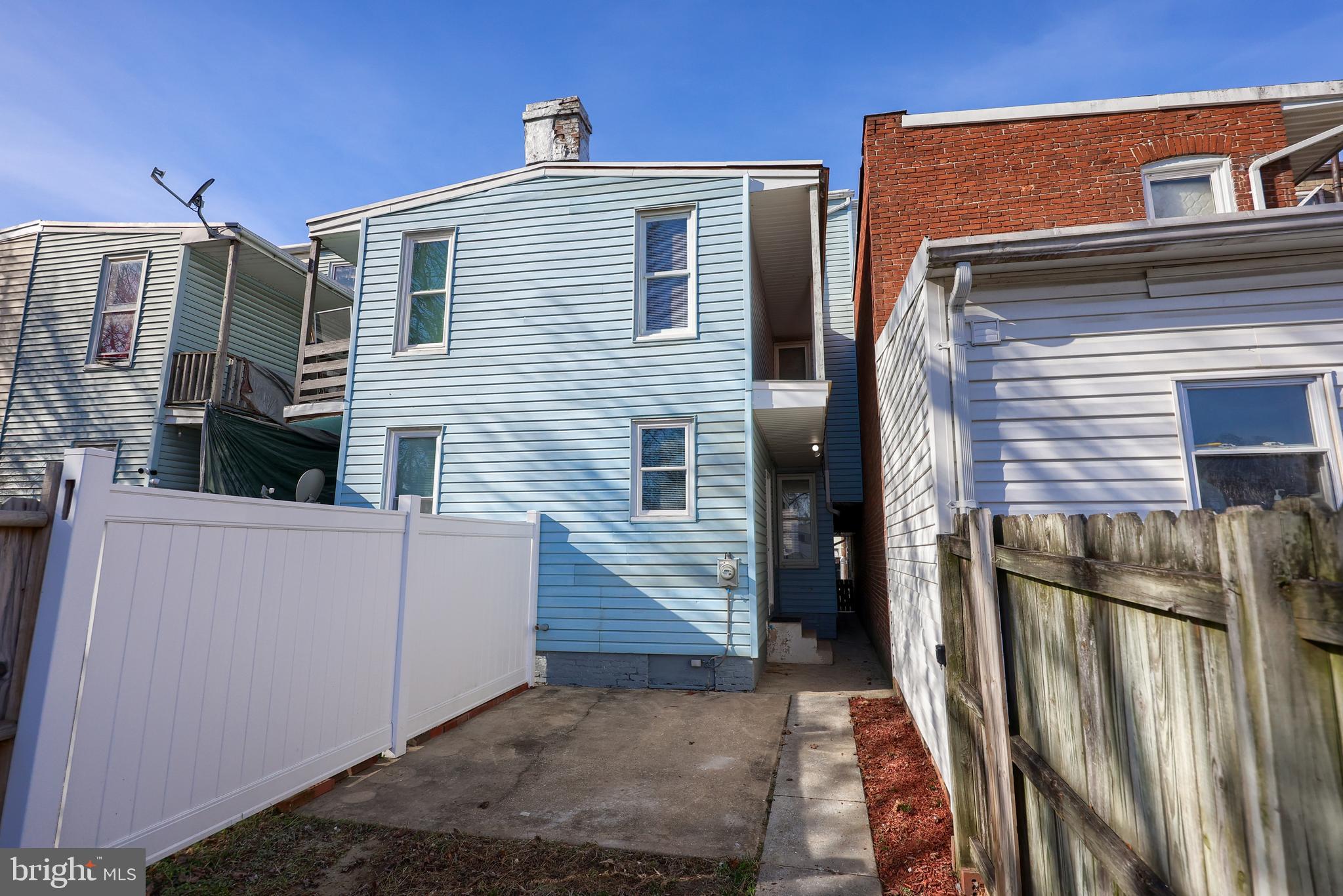 WEST END - Residential
