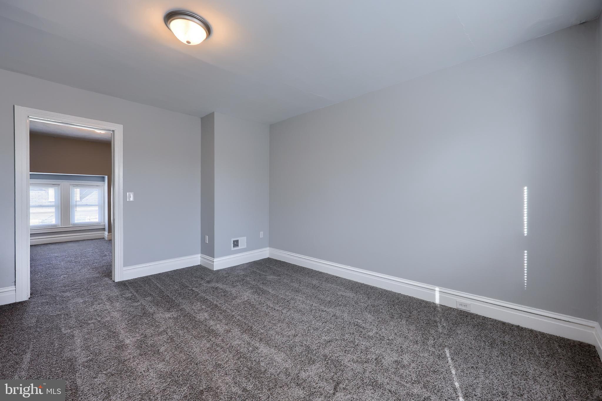 WEST END - Residential