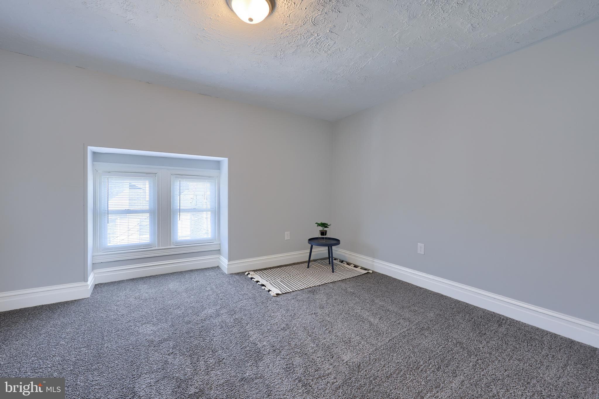 WEST END - Residential