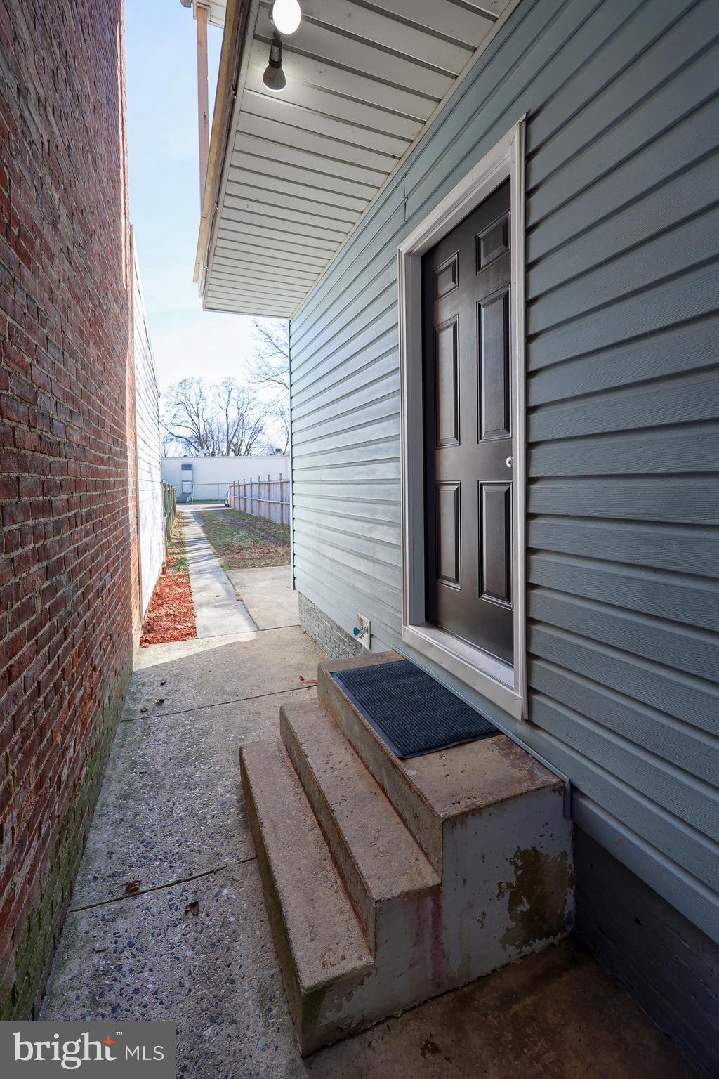 WEST END - Residential