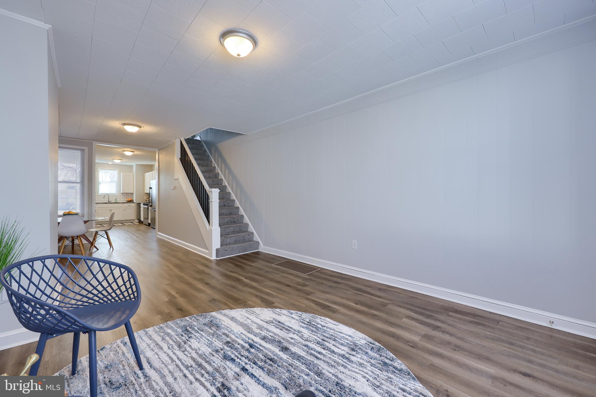 WEST END - Residential