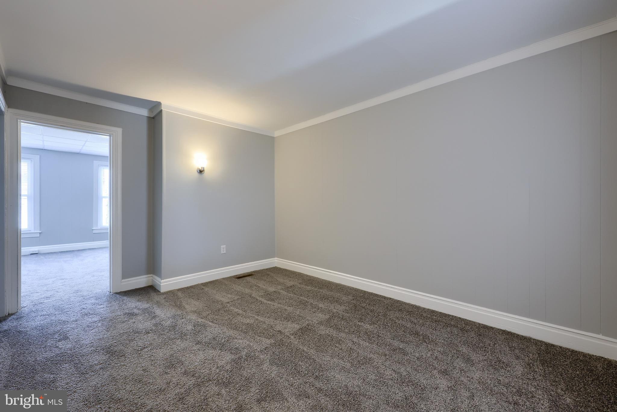 WEST END - Residential